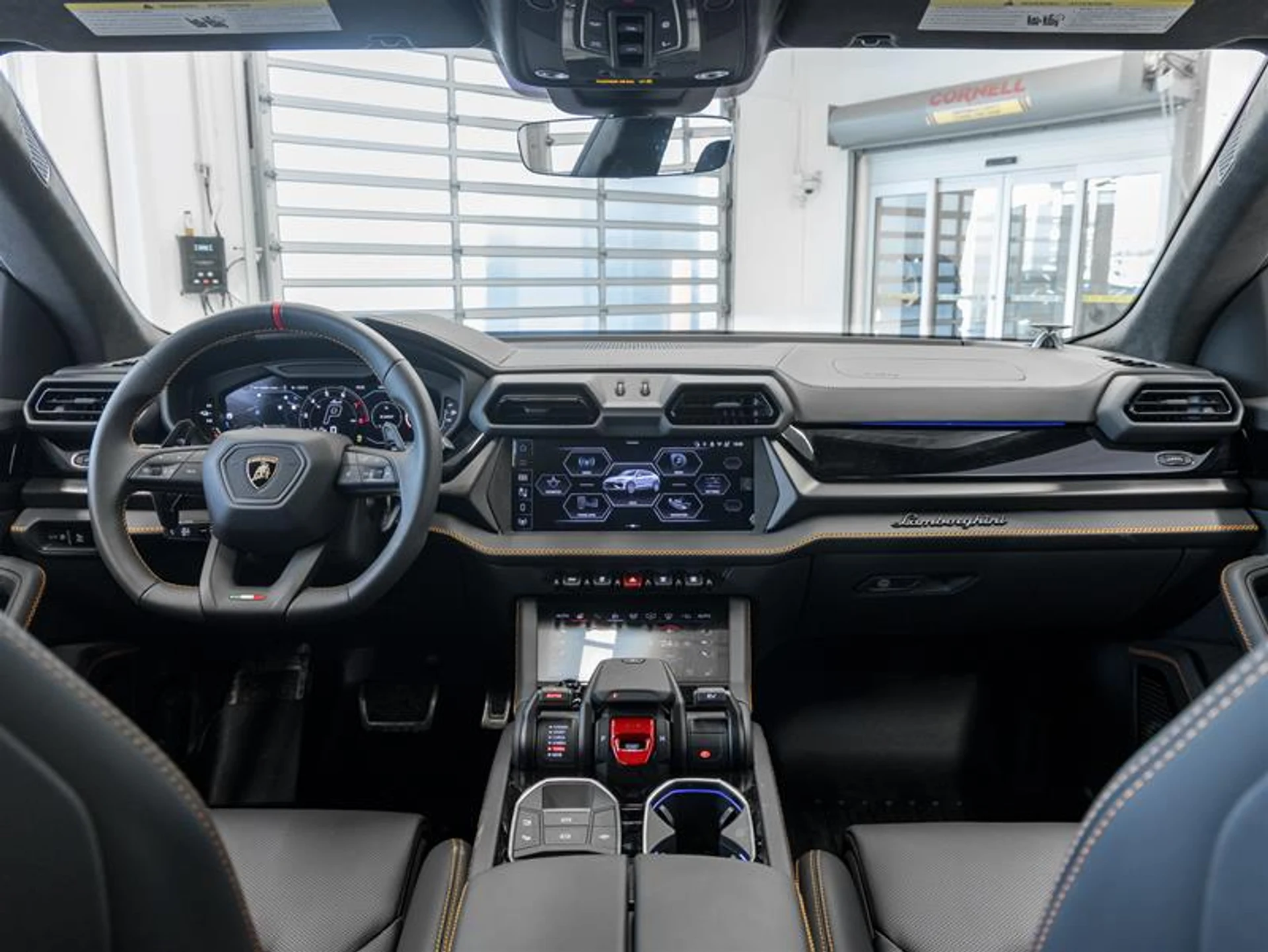 mph032_594031915_10944895_1594274926_ca3ac51615