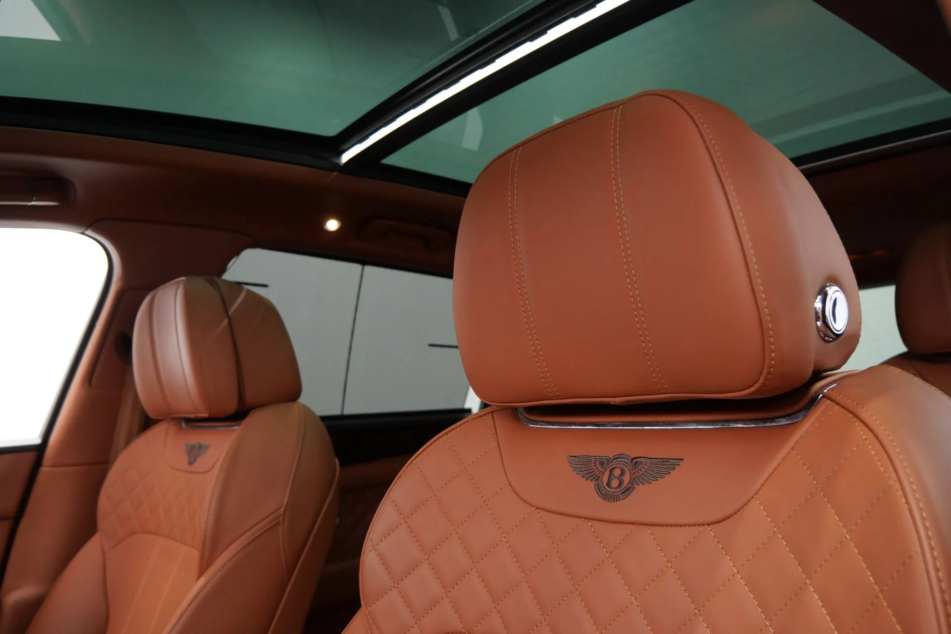 mph032_607509476_Used_2017_Bentley_Bentayga_W12_Four_Seat_Comfort_Specification_with_Rear_Console_1776956660_523391135f