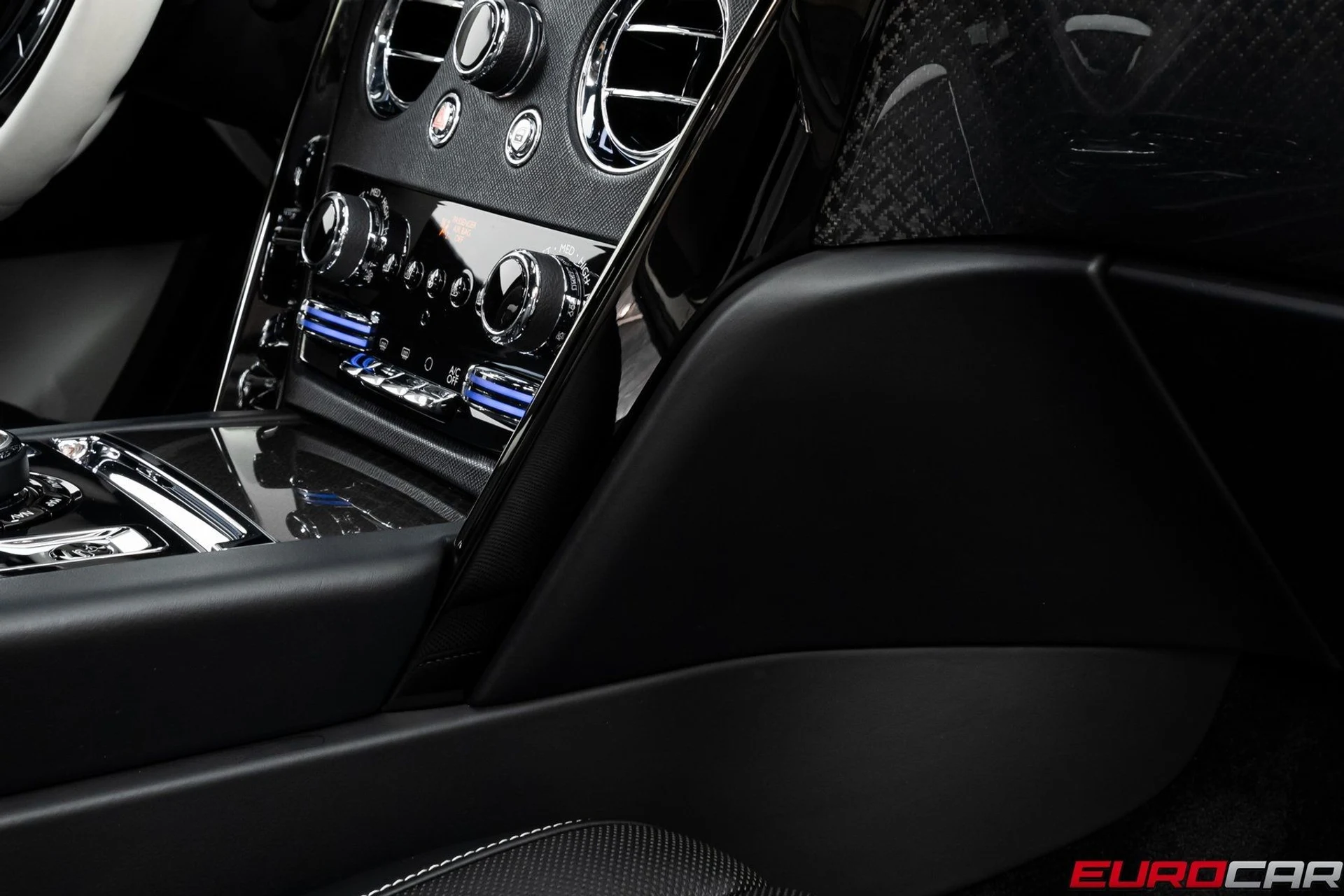 mph032_613071701_image_33_f6cc0b7ff1