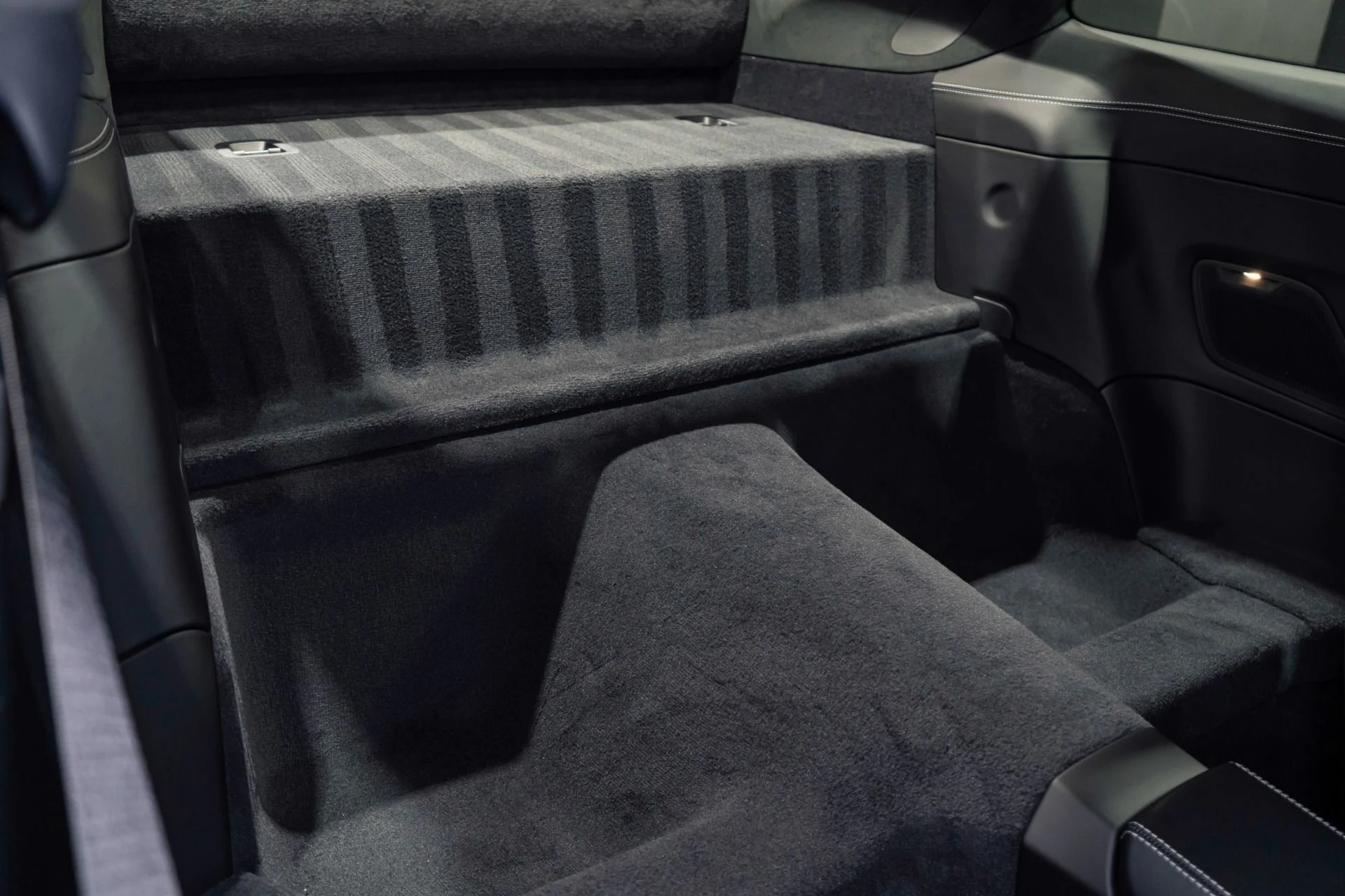 mph032_614982346_Used_2026_Porsche_911_GT_3_Touring_6_speed_Lightweight_package_1770773888_d1de345a0e