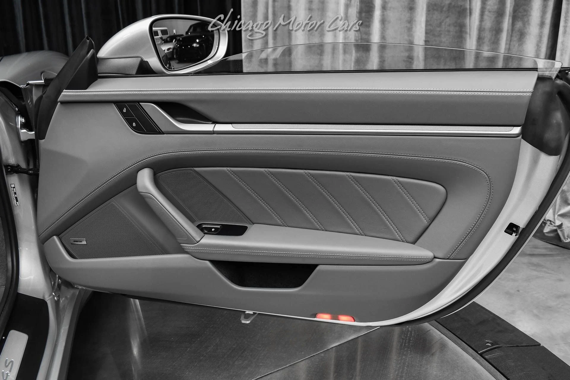 mph032_619103052_12342_p33_l_f955a29815