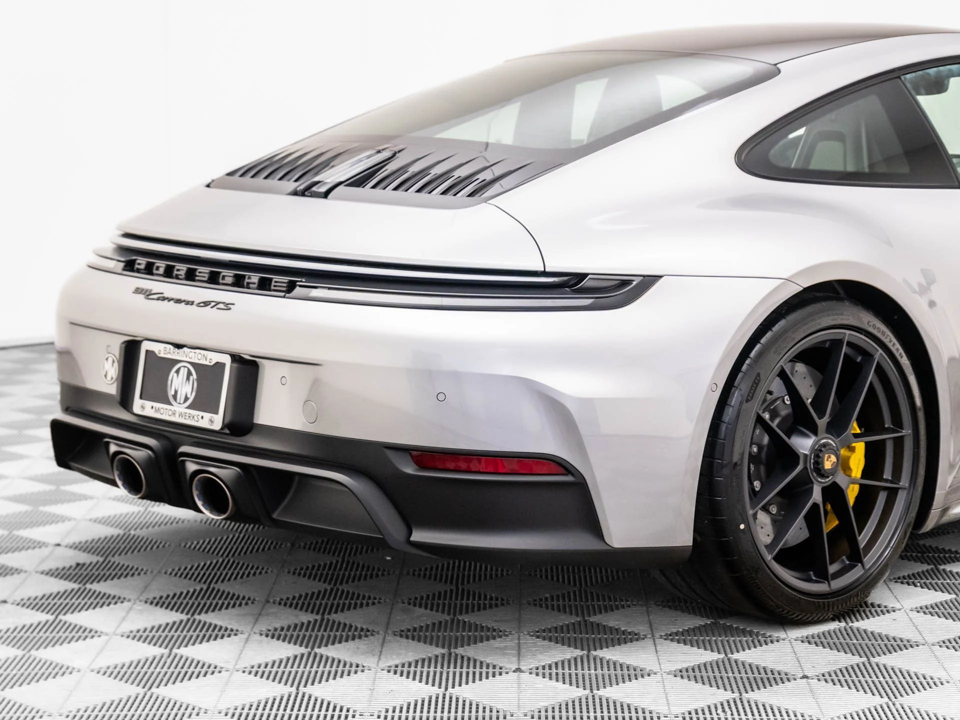 mph032_62568460_70b7e5efe90f3374bbe84f5423fe86c3x_8b31355935