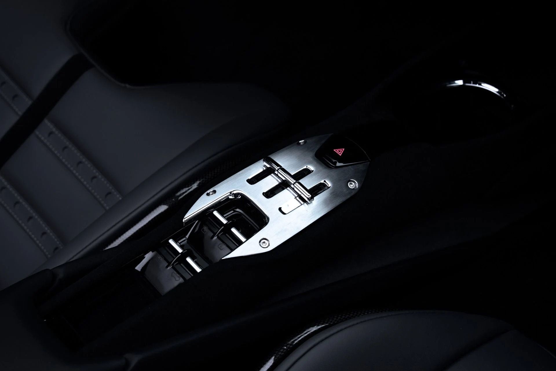 mph032_630049669_Used_2025_Ferrari_296_GTS_1775518510_9f519949c9