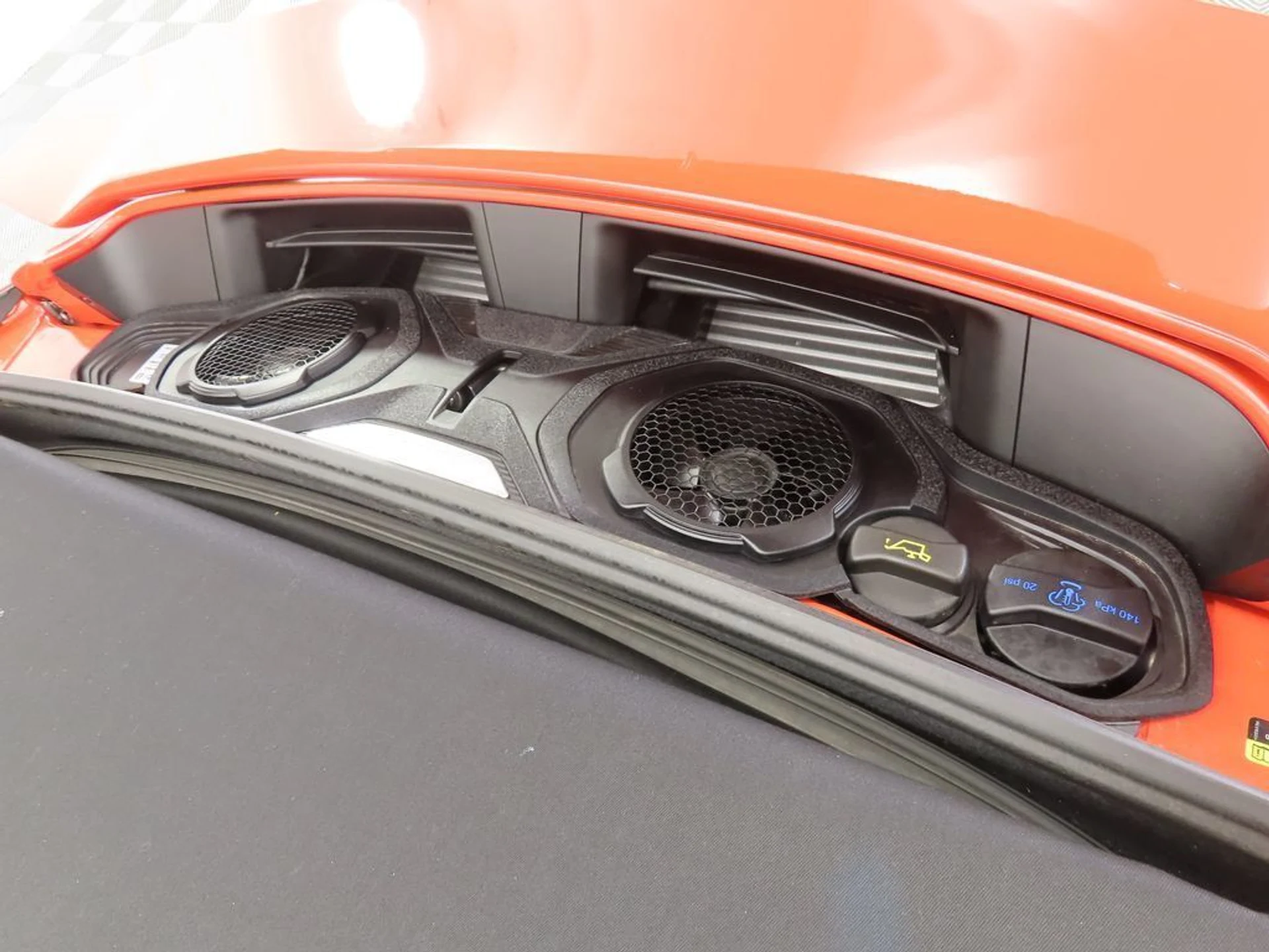 mph032_63717197_used_2022_porsche_911_turbocabriolet_8119_22928338_33_1024_cbff91b6b5