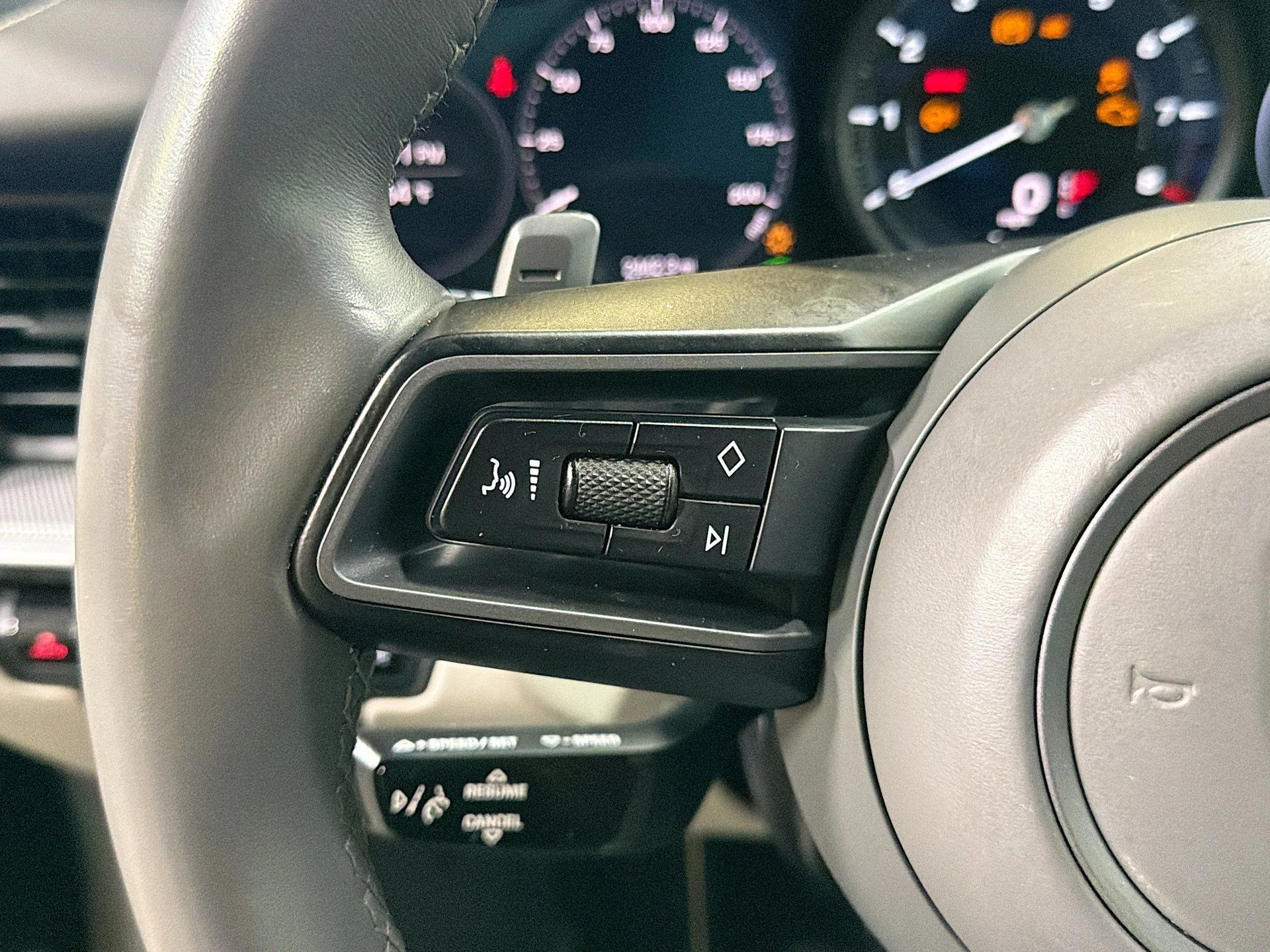 mph032_639735013_09ac906c98086b21bd7caa96fe797683_098b02a6a7