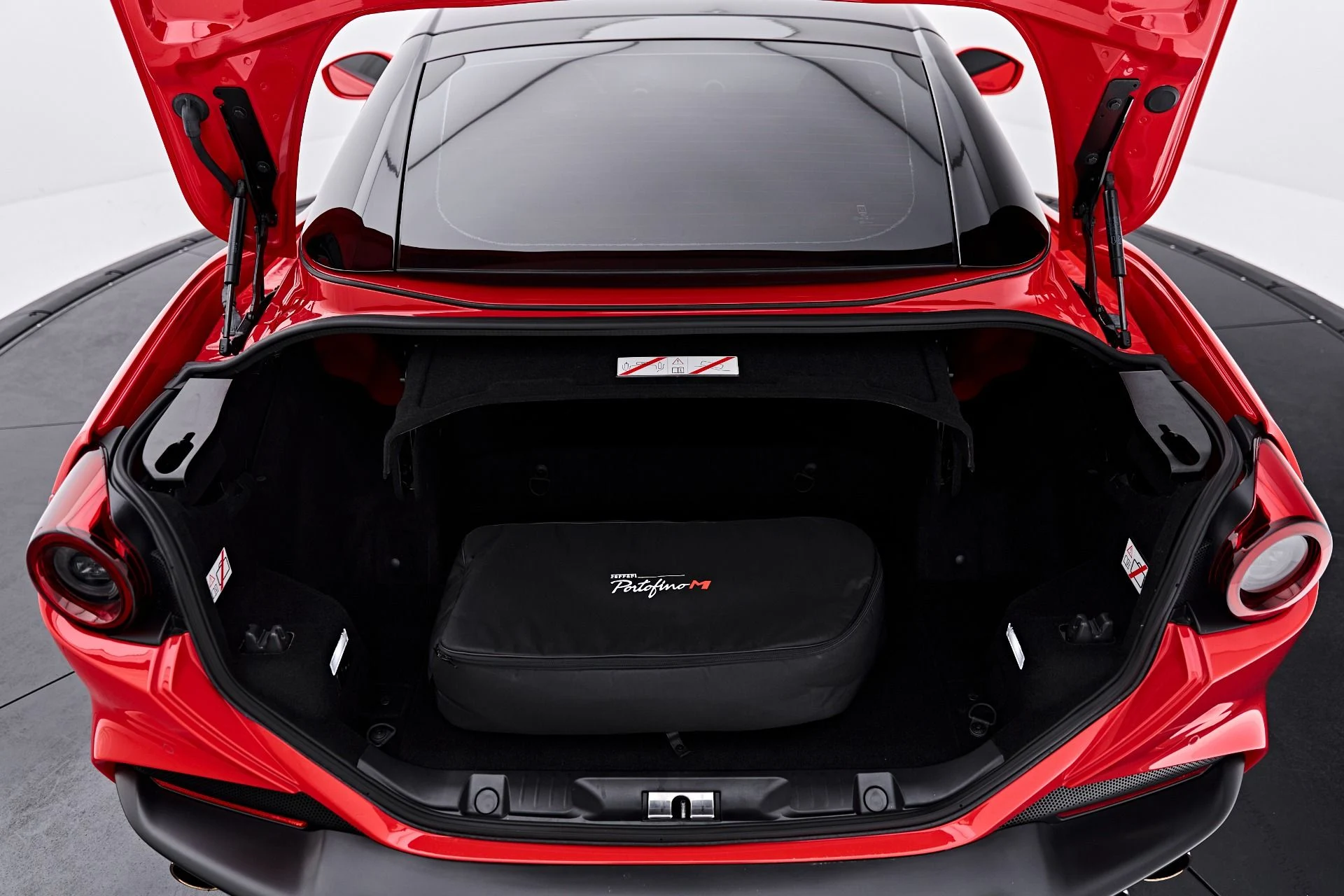 mph032_642059401_Used_2022_Ferrari_Portofino_M_Base_1790300279_b809b02004