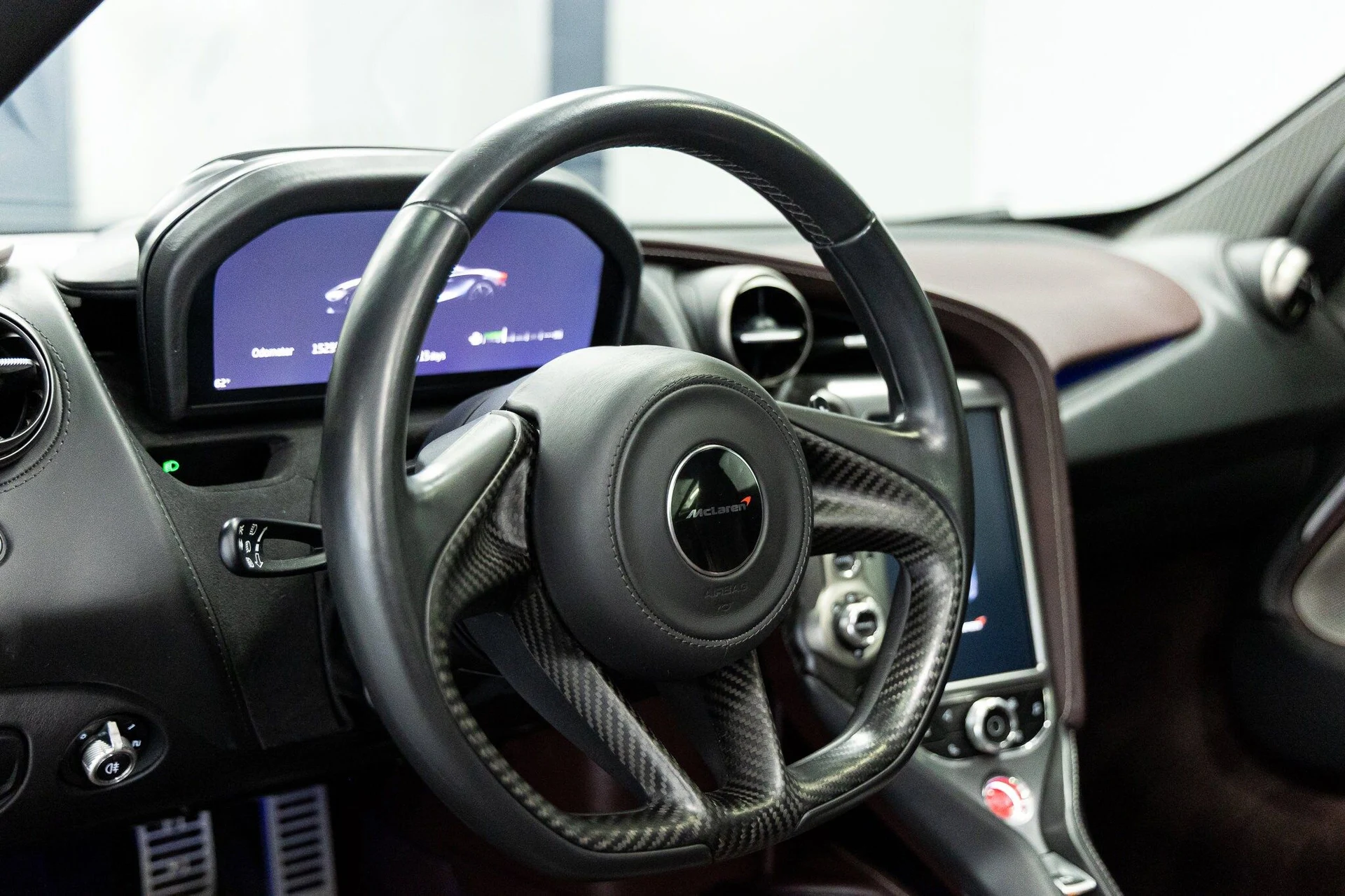 mph032_648282886_8cf89039d29d943757e1ee6a649ee047x_6016aab705