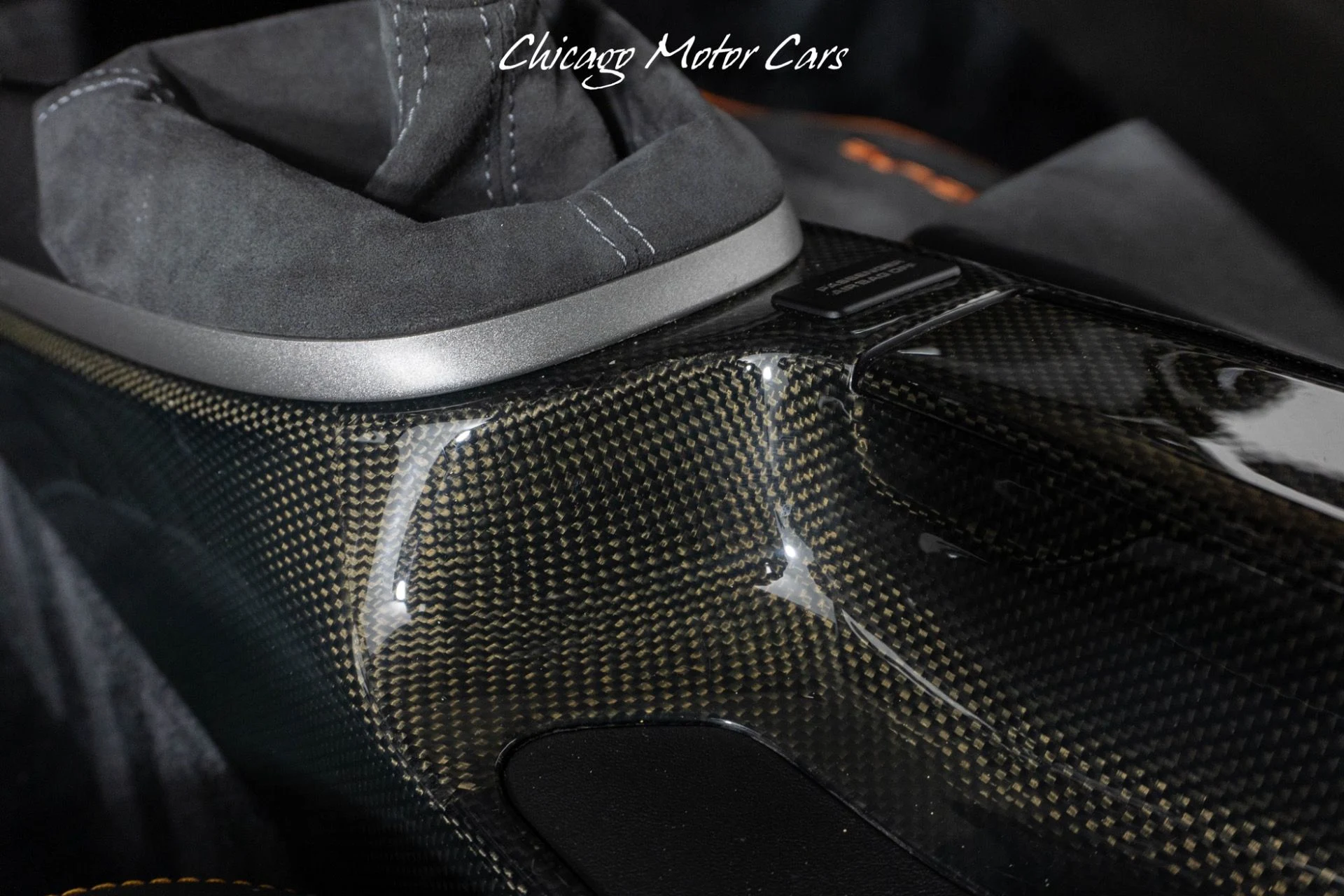 mph032_65004407_13459_p33_l_9662e464de