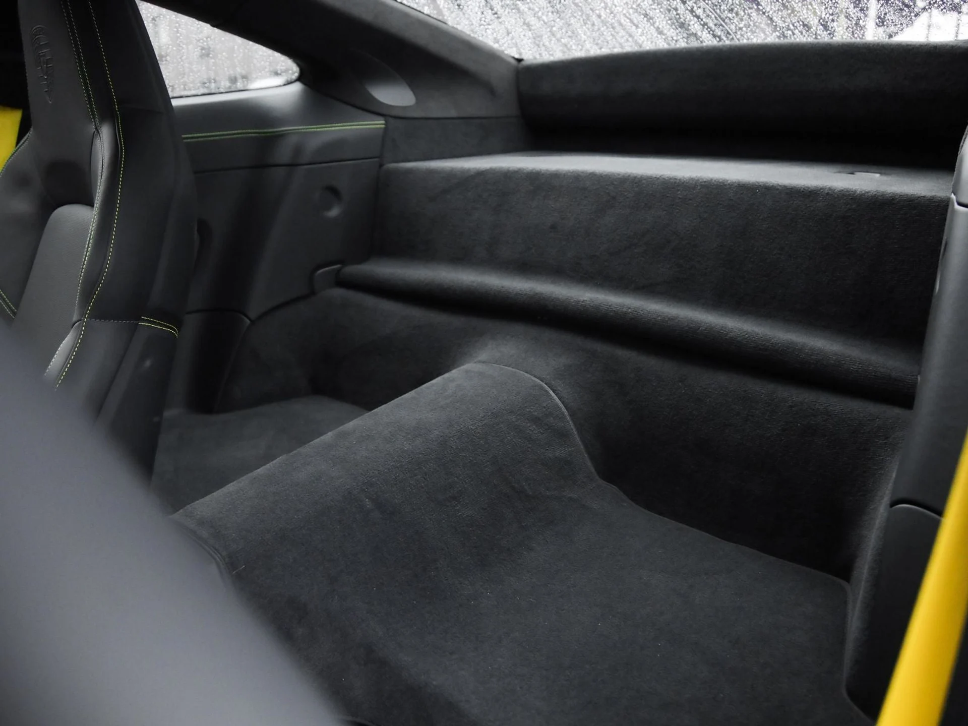 mph032_652385739_33_c621924168