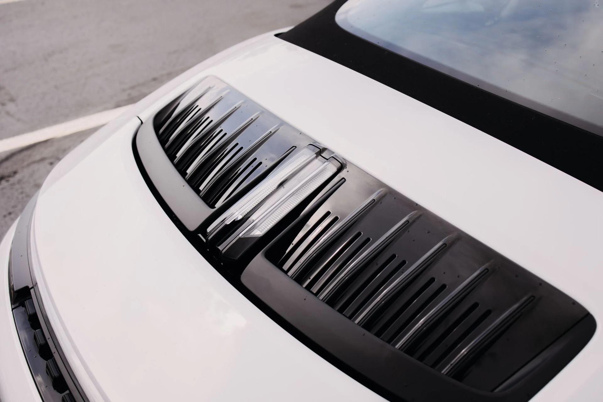 mph032_656245841_Used_2025_Porsche_911_Carrera_GTS_1755021854_d001002965