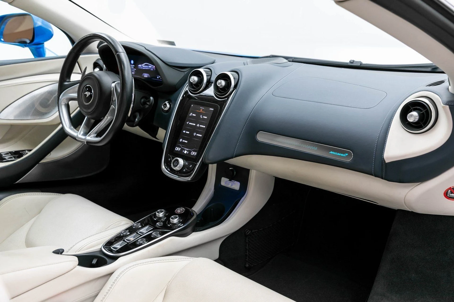 mph032_659693128_33_cda429ed83