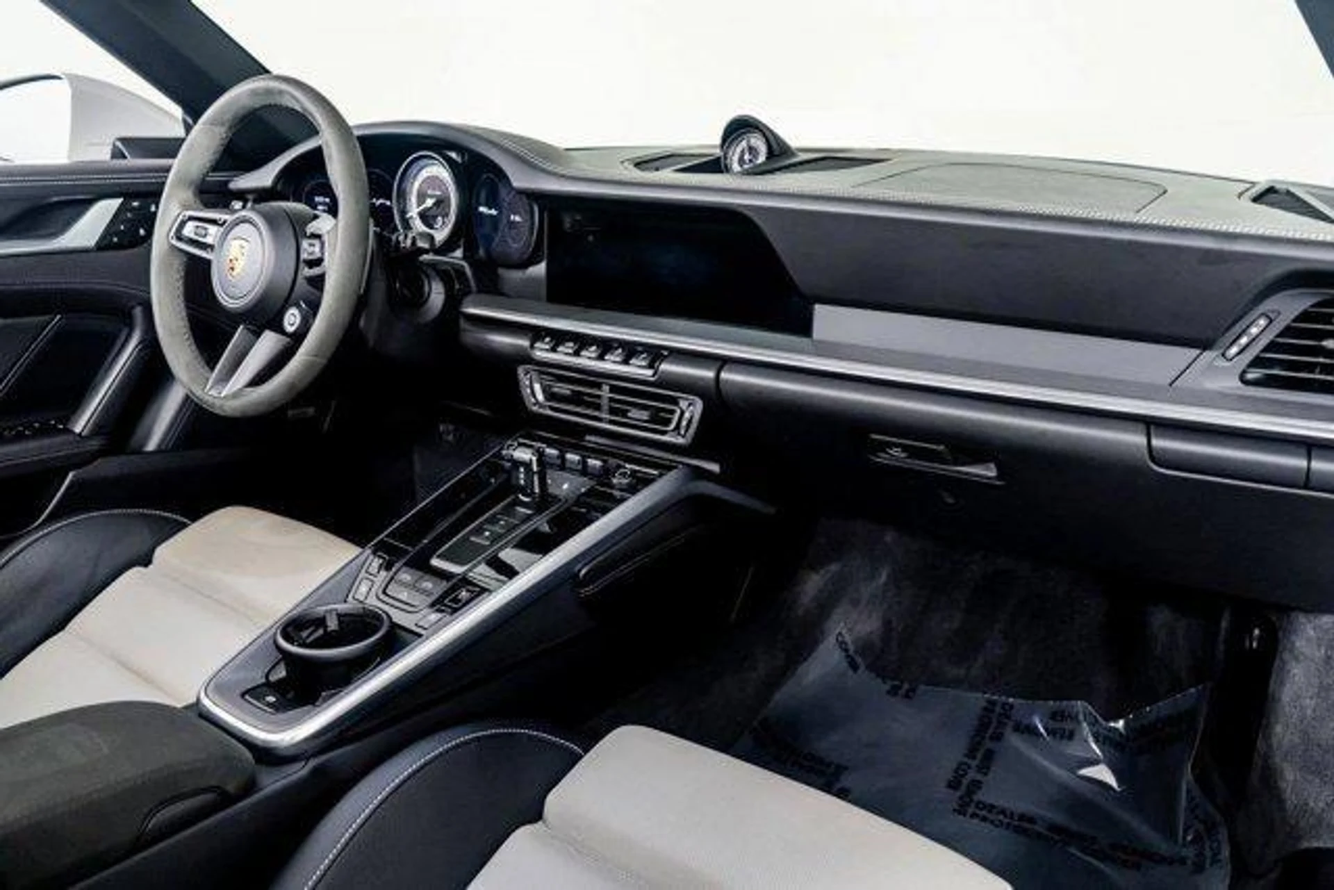 mph032_661283504_ut0_Z2_Mla_BNV_7_Xe_W2_Q_Usa_A_6o_D_Oo_1d102e8383