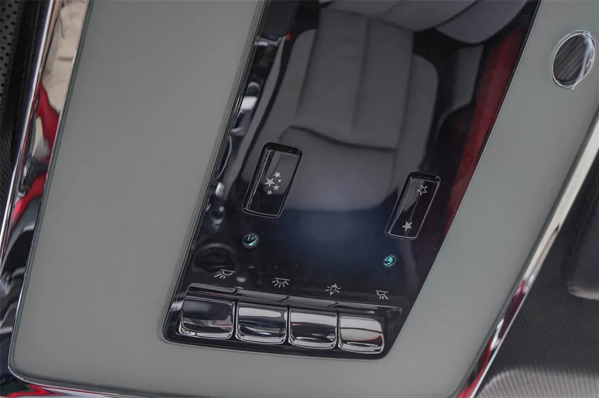 mph032_668861232_aa2aa82f63a84d3b8ffce44e5c10b5de_84982b9e29