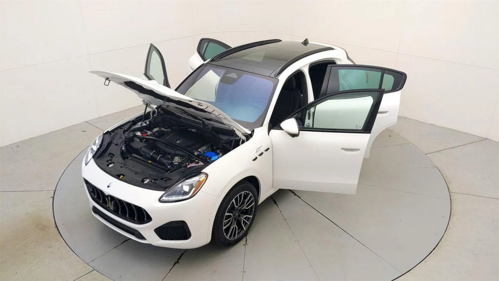 mph032_672831383_3eyr_Ol5_Ly_Sc_Z_Btt_JE_7r_Jxus_RX_20_321f8aeb7a