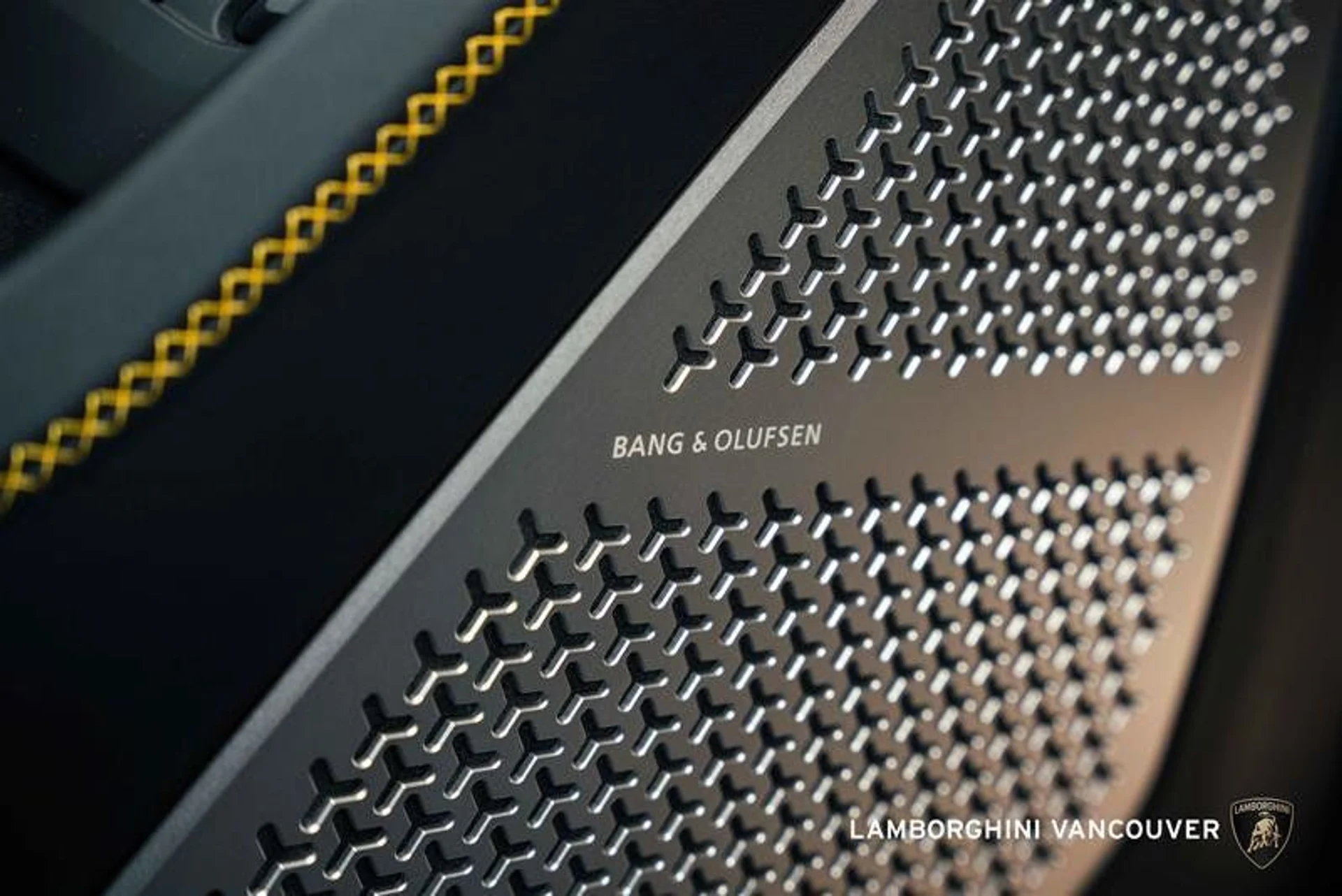 mph032_690260373_37945359_05655_b2so3b3x_f2dc105da8