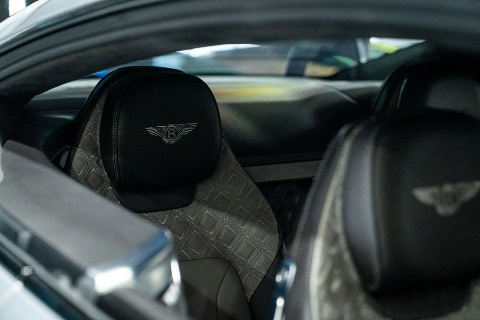 mph032_691287634_Used_2022_Bentley_Continental_GT_V8_1769449336_0162899c75