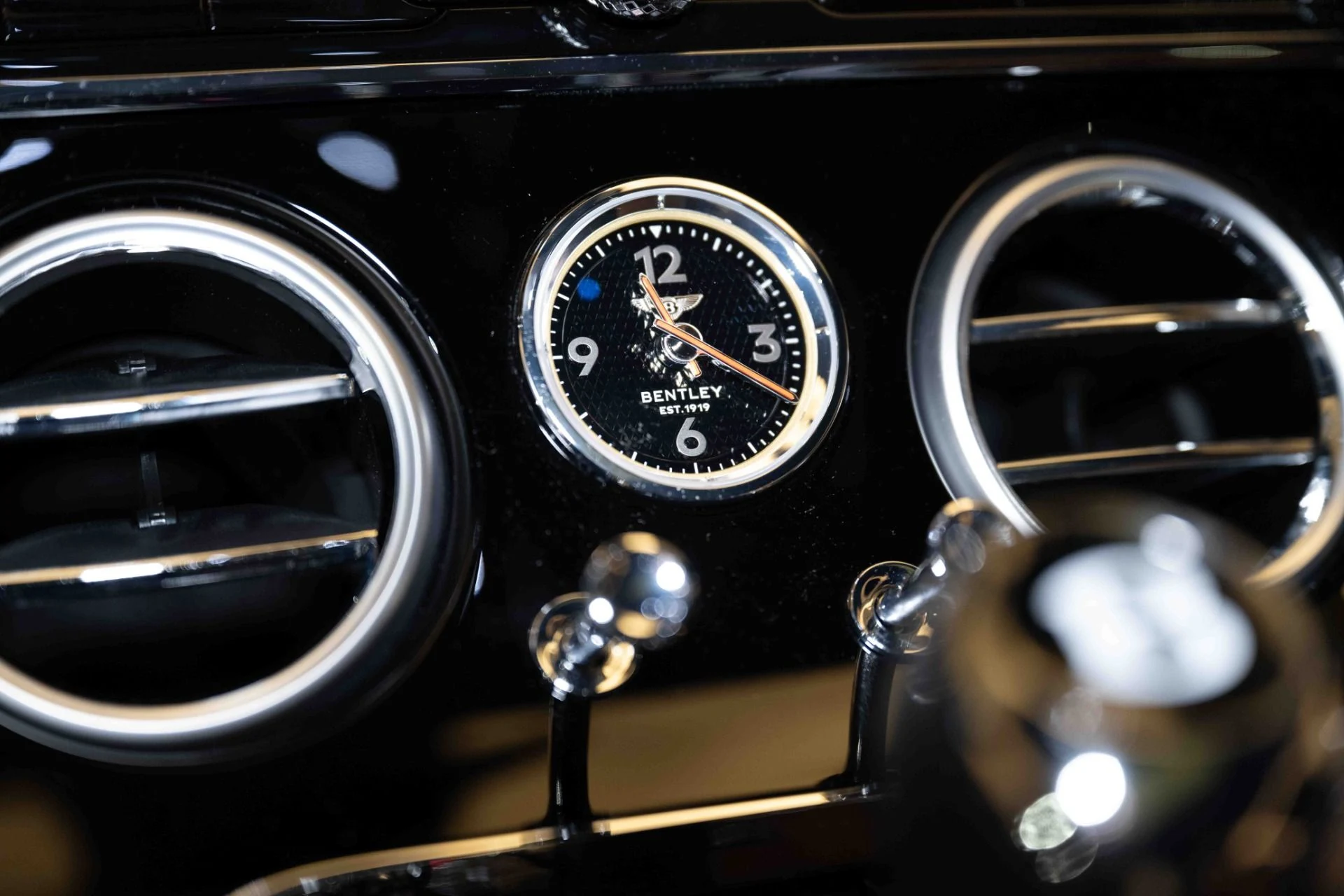 mph032_69182074_Used_2024_Bentley_Continental_GT_Edition_8_1720282955_2a5d749eb6