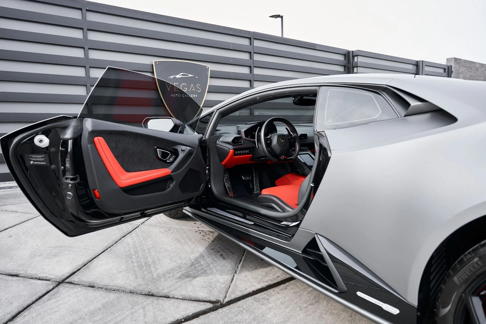 mph032_691854939_Used_2023_Lamborghini_Huracan_EVO_Base_1769049043_f43f046e91