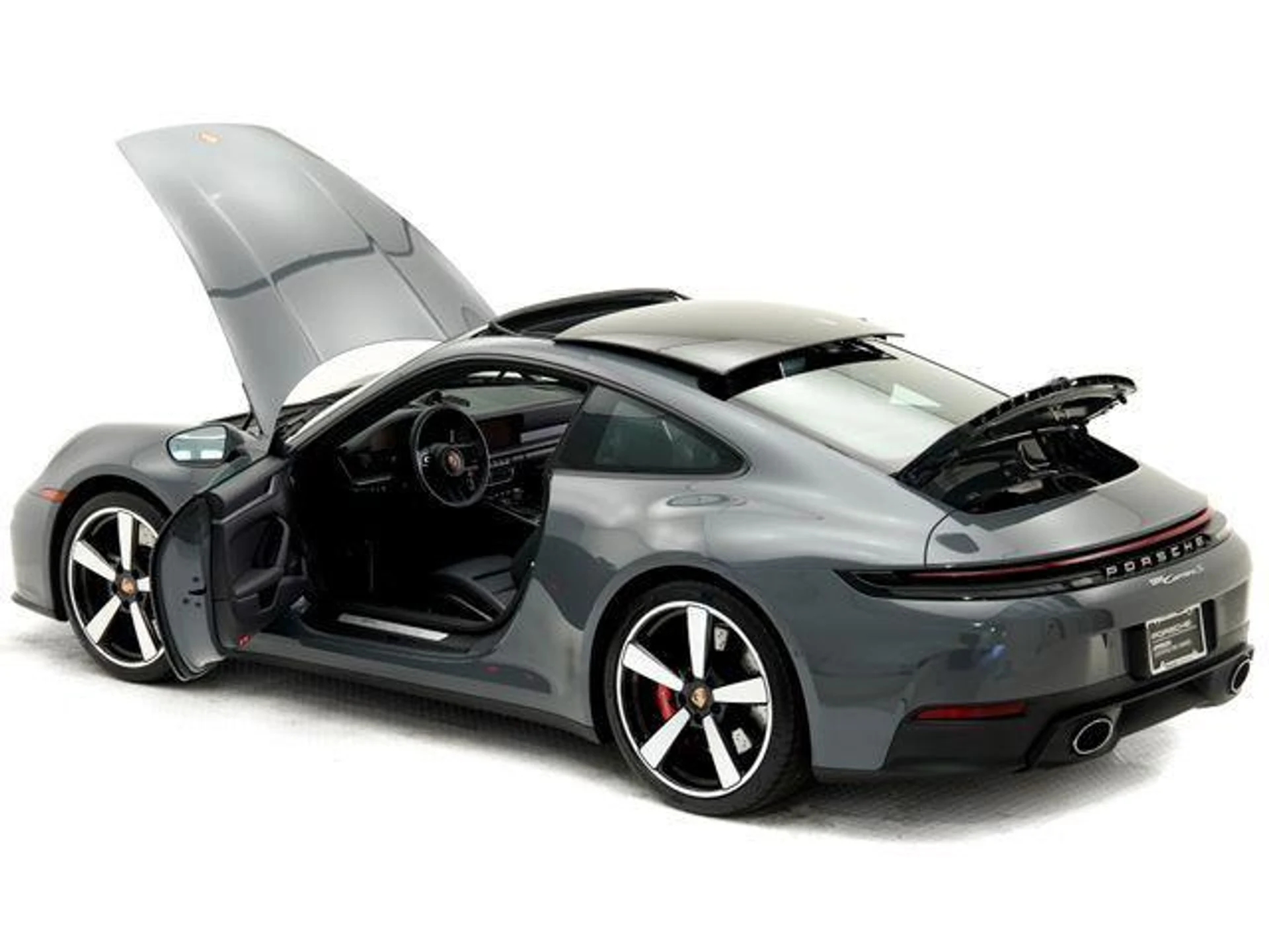 mph032_69289043_z_Cr5_OT_Ahys3fwulo_H_Ae_Ib1_It_Km_A_0f21310117