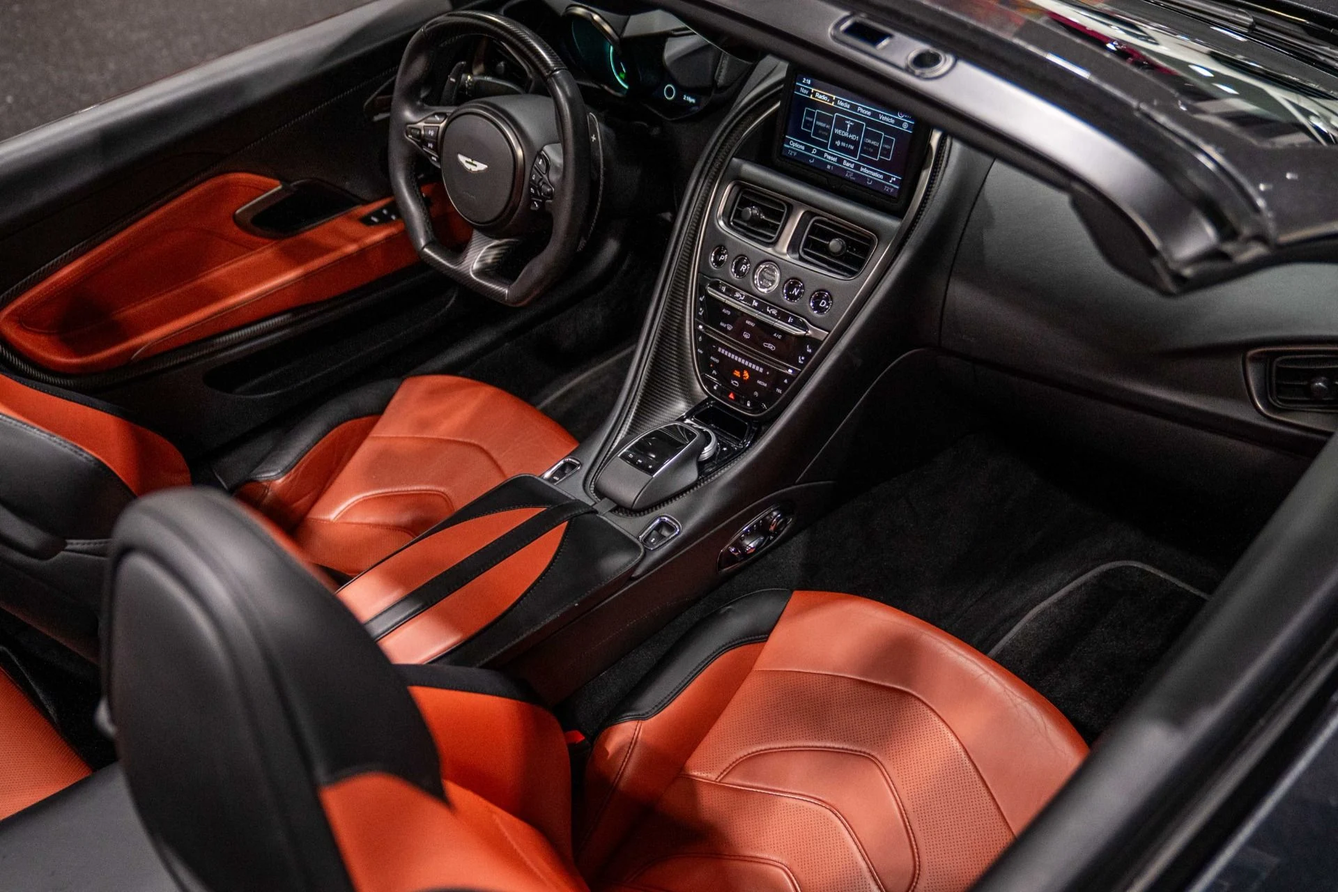 mph032_739327366_Used_2020_Aston_Martin_DBS_Superleggera_1767994739_0d40a71fde