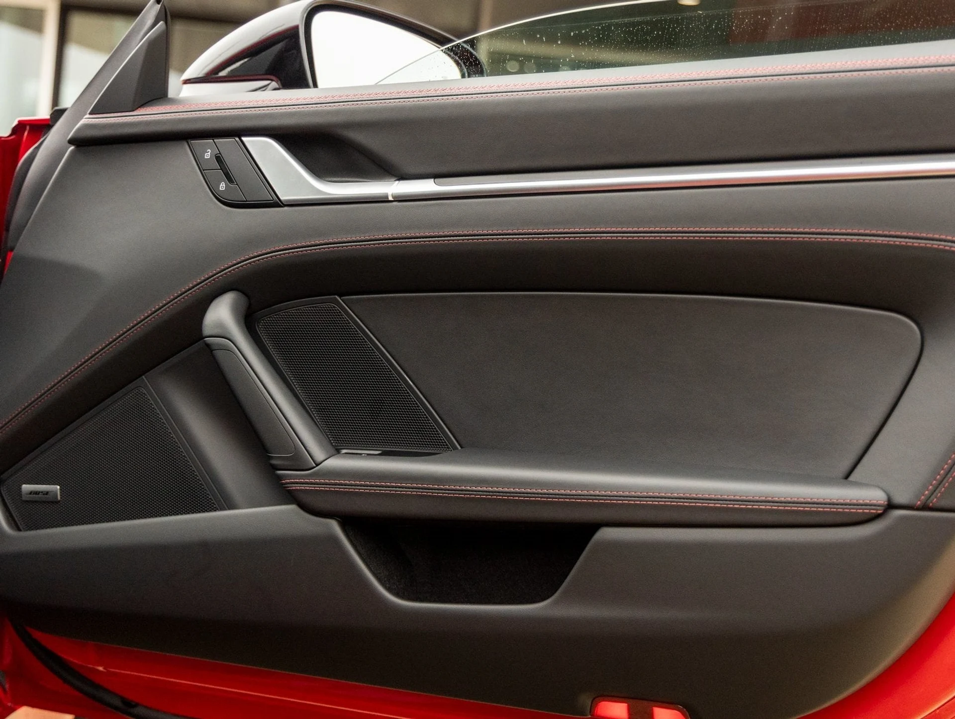 mph032_749879228_33_b2145b5993