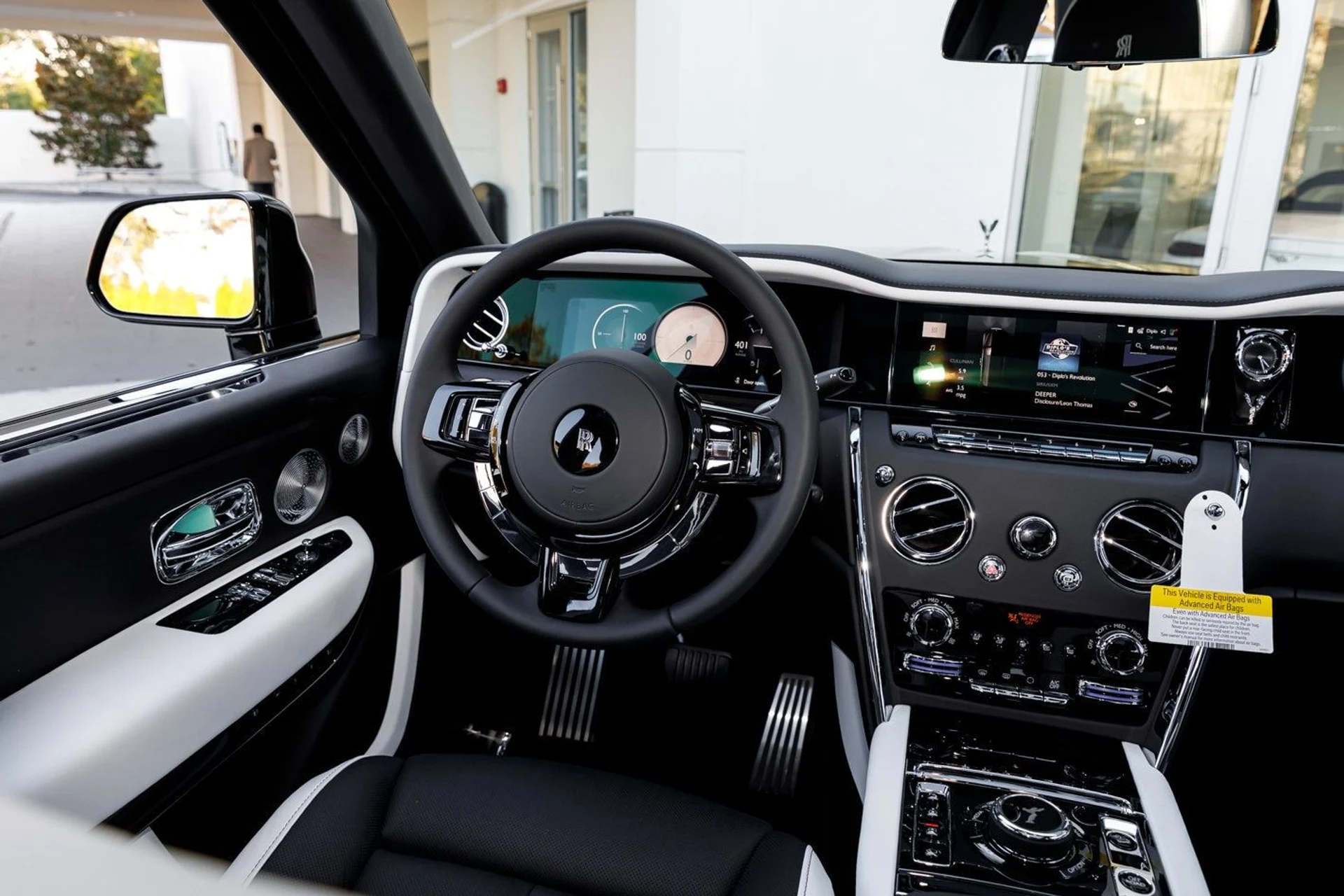 mph032_766977876_08f52ad56c28f9647b81399e95448772x_60b9d8f063