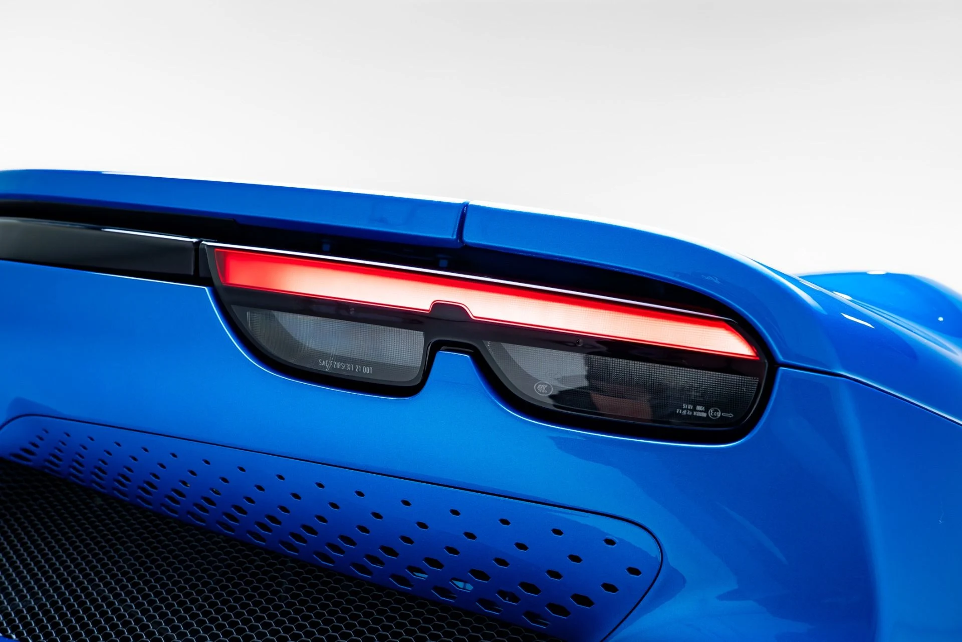 mph032_768698568_Used_2024_Ferrari_296_GTB_1776787452_a67eb8b50d