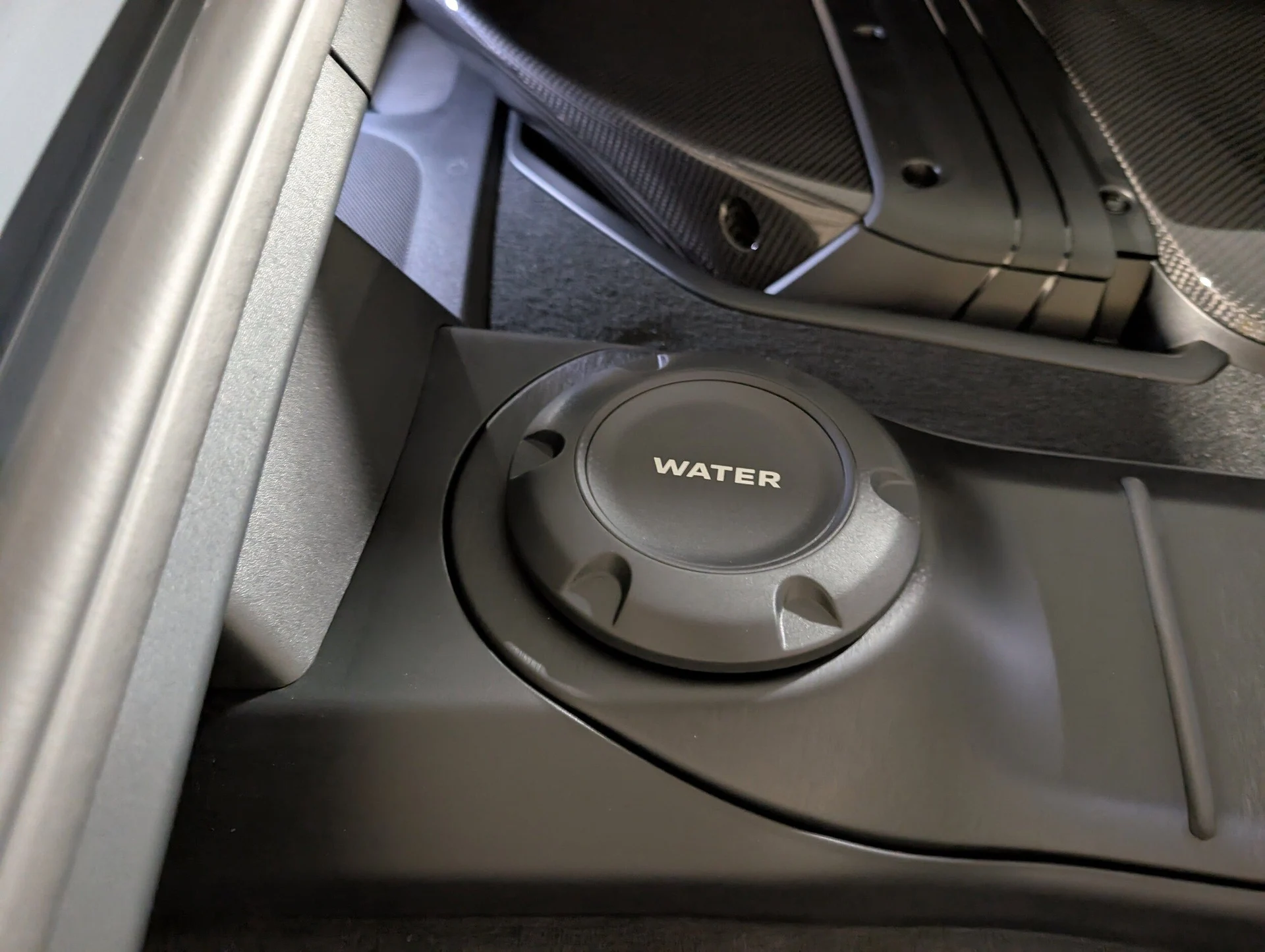 mph032_771936983_3d28fd3d86ab048575ba69da8170fda1x_3f5b7bb135