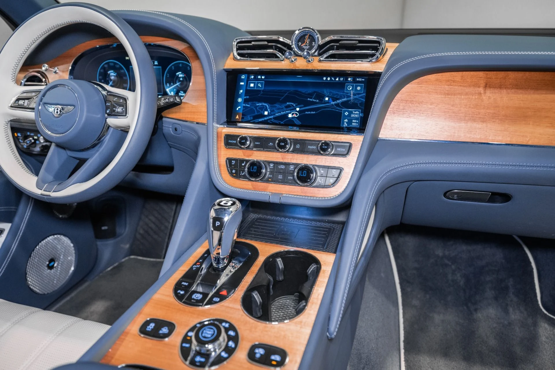 mph032_77592448_Used_2023_Bentley_Bentayga_V8_1773161600_f2d1d63951