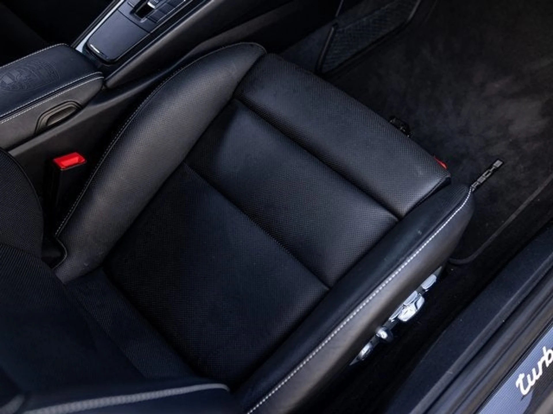 mph032_776237988_33_90a111b686