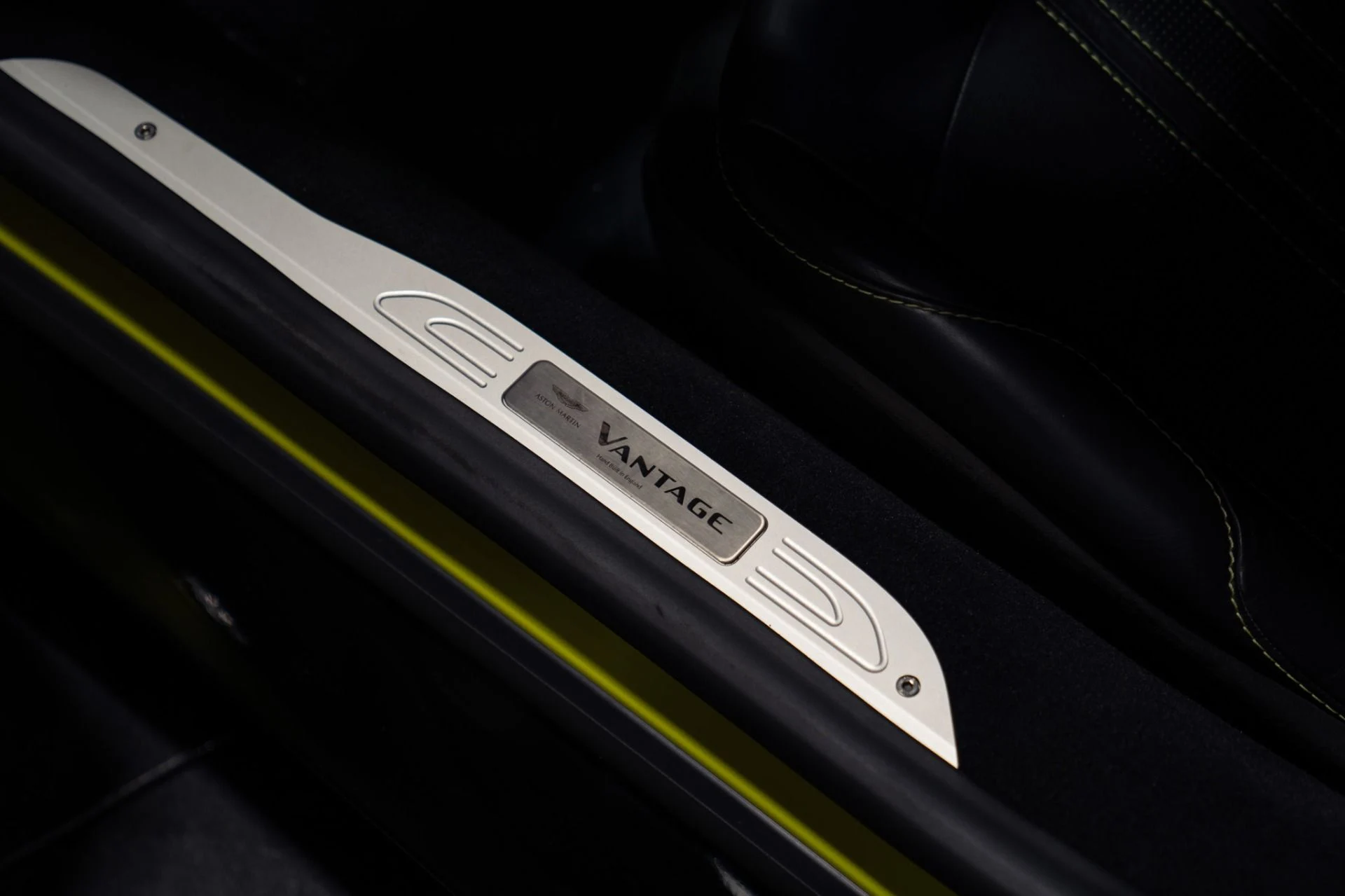 mph032_782118337_Used_2019_Aston_Martin_Vantage_Paint_Matched_Interior_Trim_1785943447_cfff3a1850