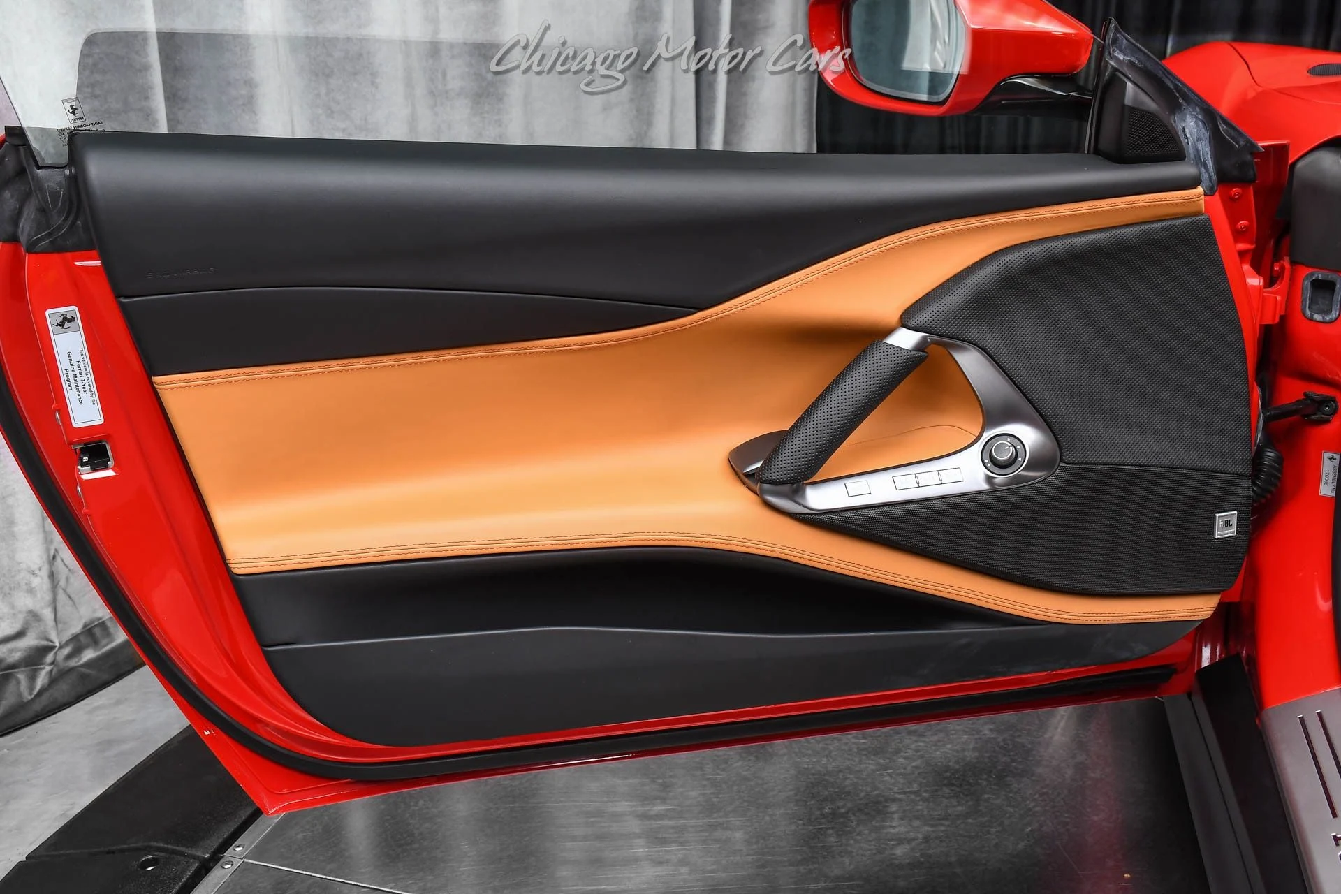 mph032_788525049_13090_p33_l_2157e69157