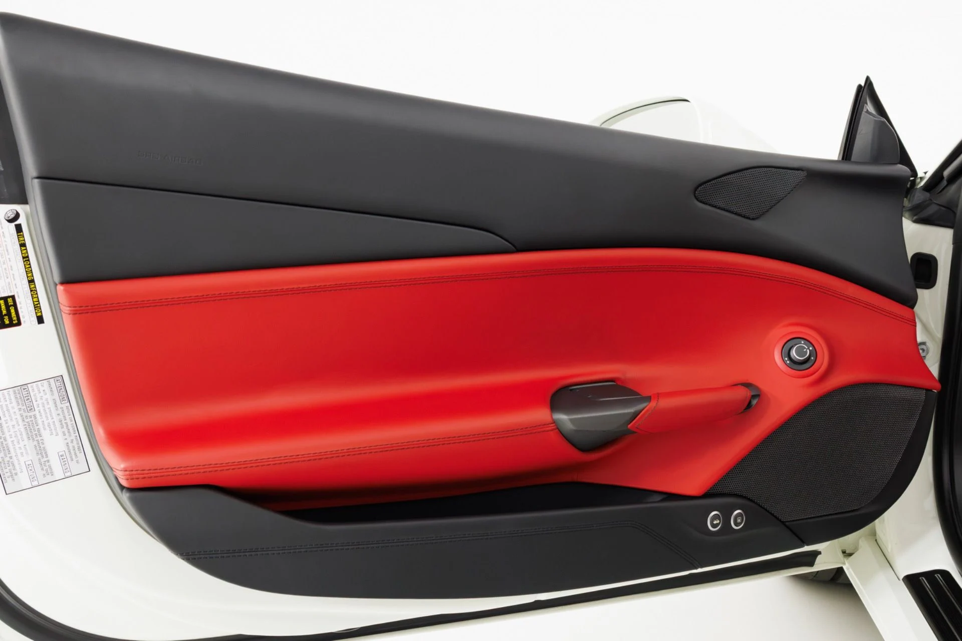 mph032_801260582_Used_2017_Ferrari_488_Spider_1788390287_6fcbde9967