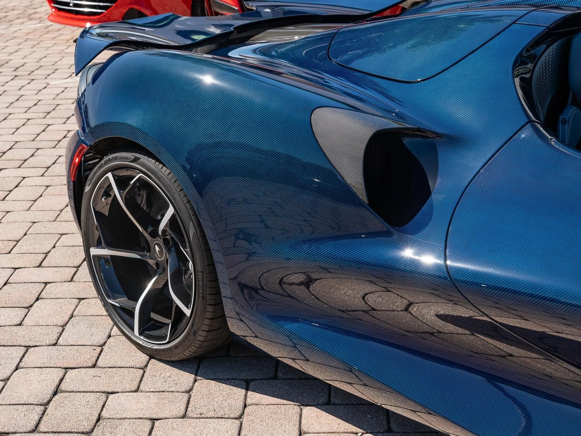 mph032_806738636_Used_2021_Mc_Laren_Elva_1766175043_ff9f8fd938