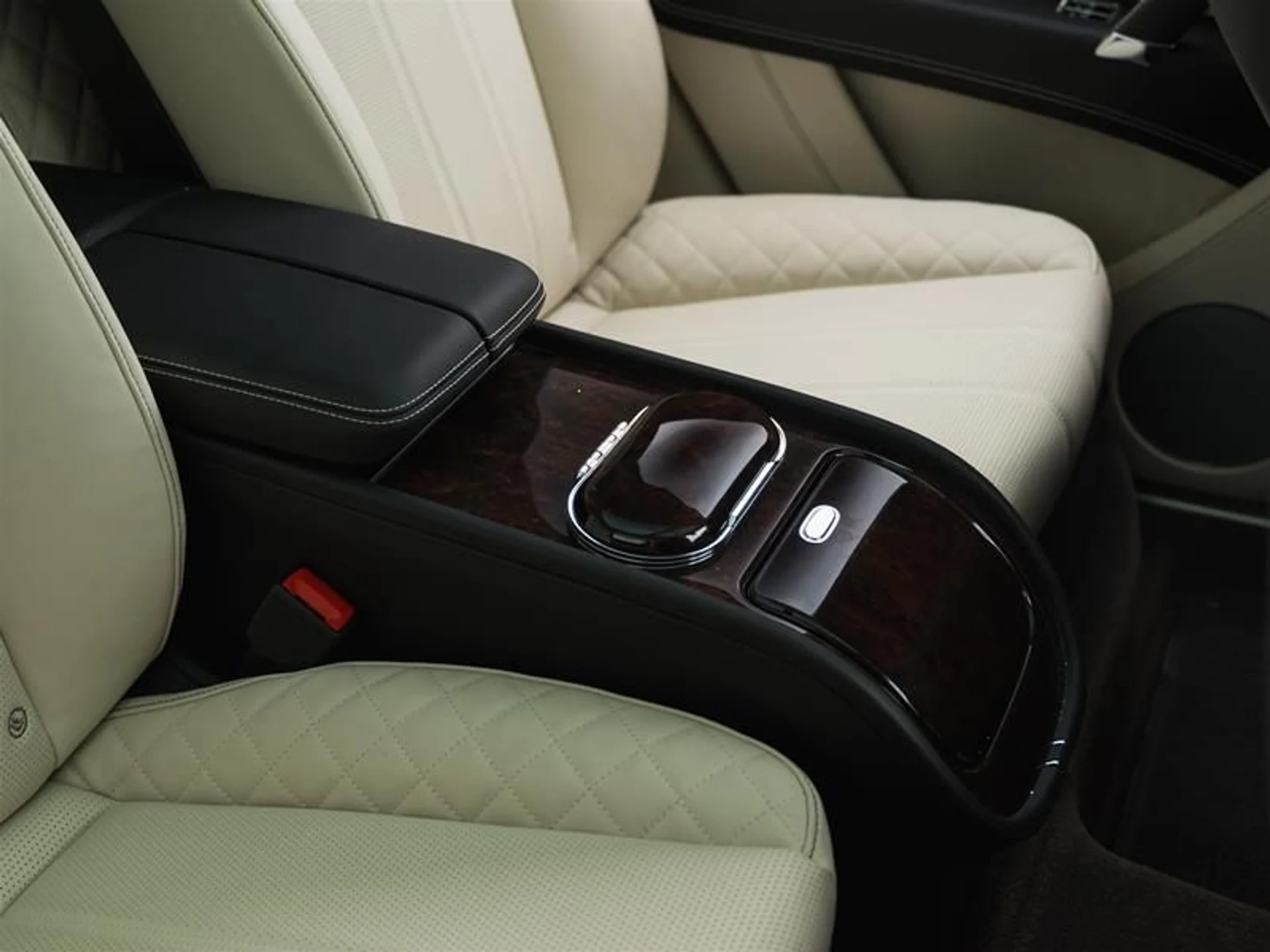 mph032_808142995_kv3glzmx_37f8cbb7e9