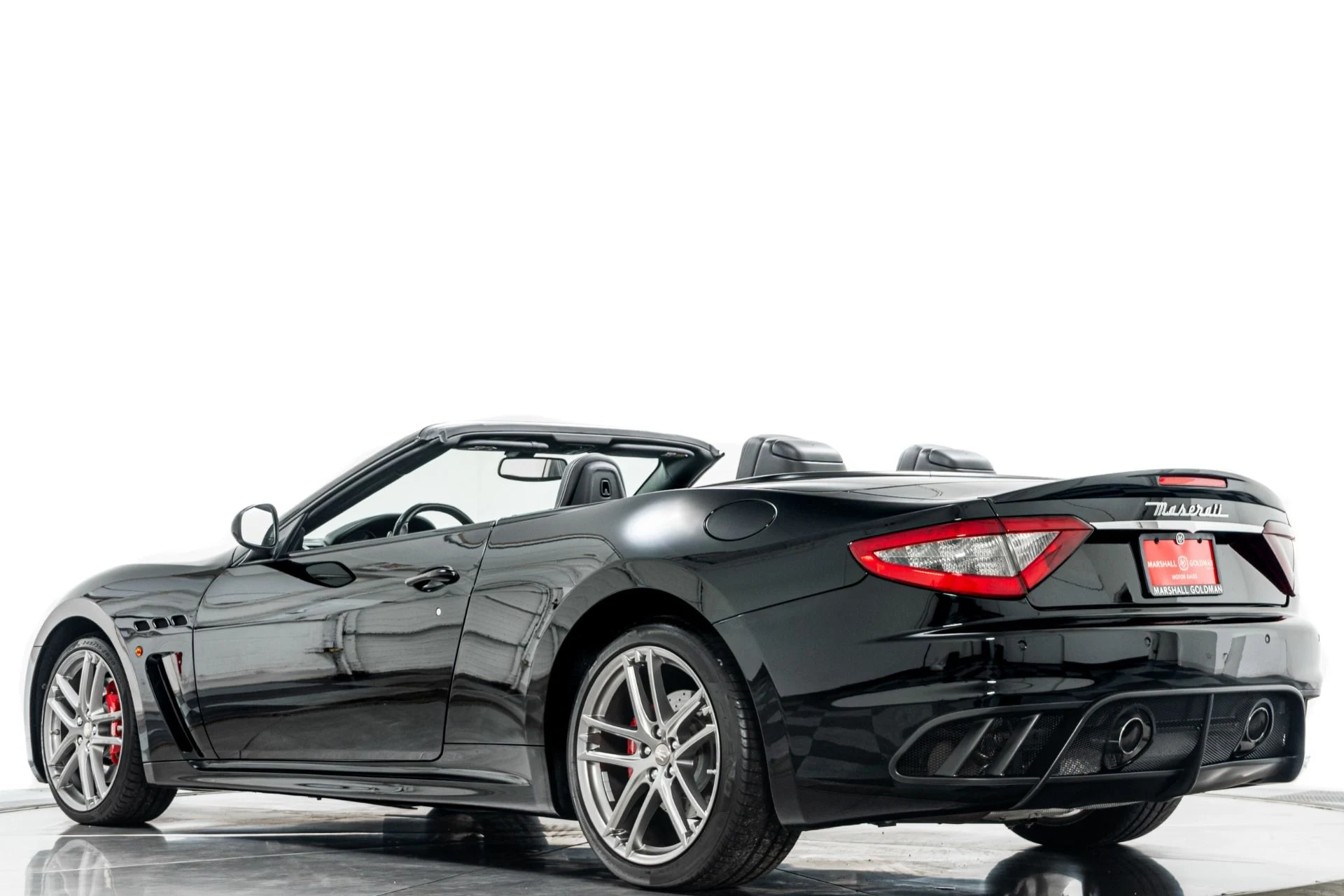 mph032_828697633_Used_2014_Maserati_Gran_Turismo_Convertible_MC_Special_Order_Paint_Sport_Exhaust_1776271961_7e815c77c6