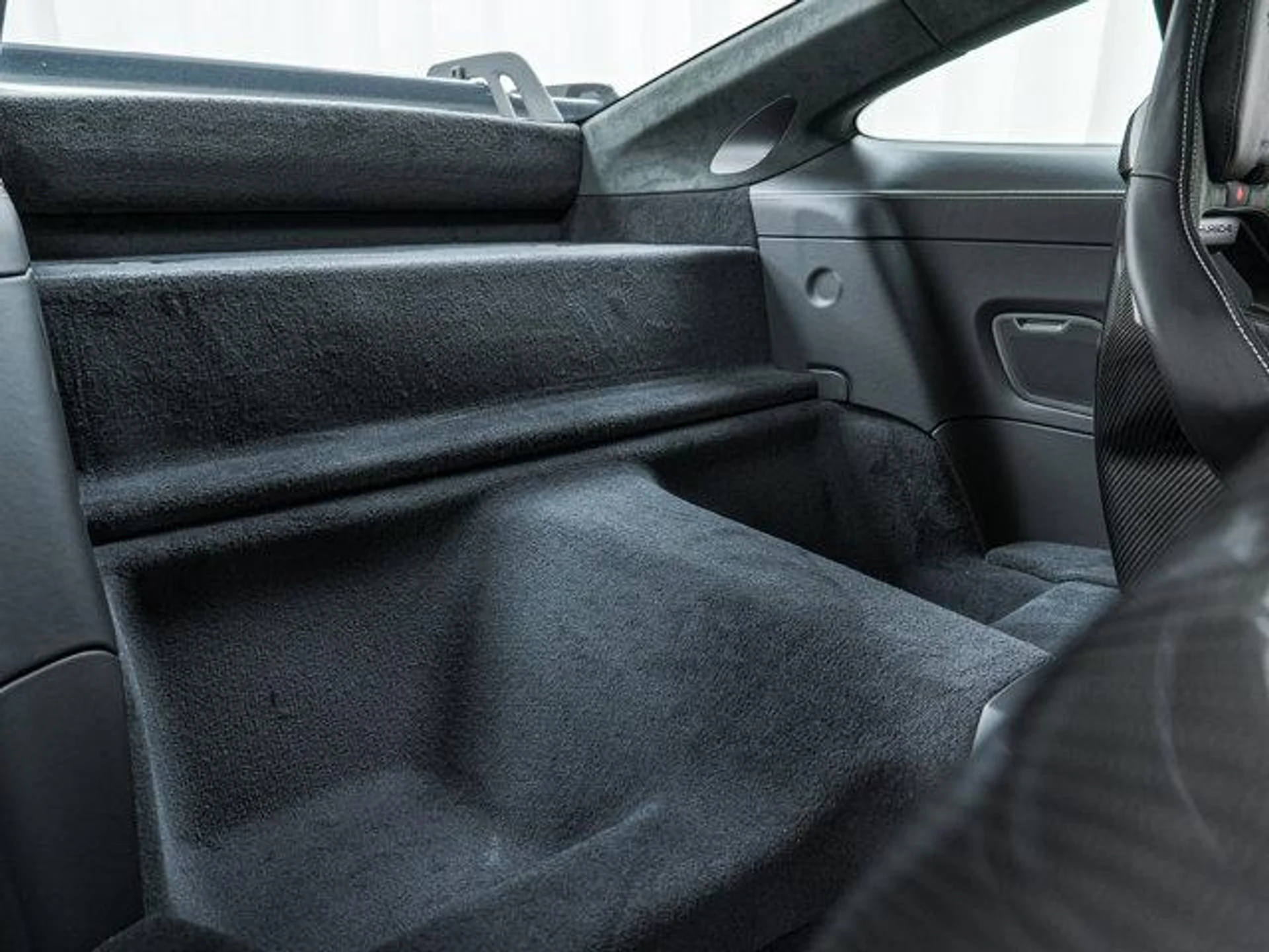 mph032_828712941_El1urq_Ek5vs_X1_hr_P_Os_T_Gra_PJZM_5a3d7a9b3b