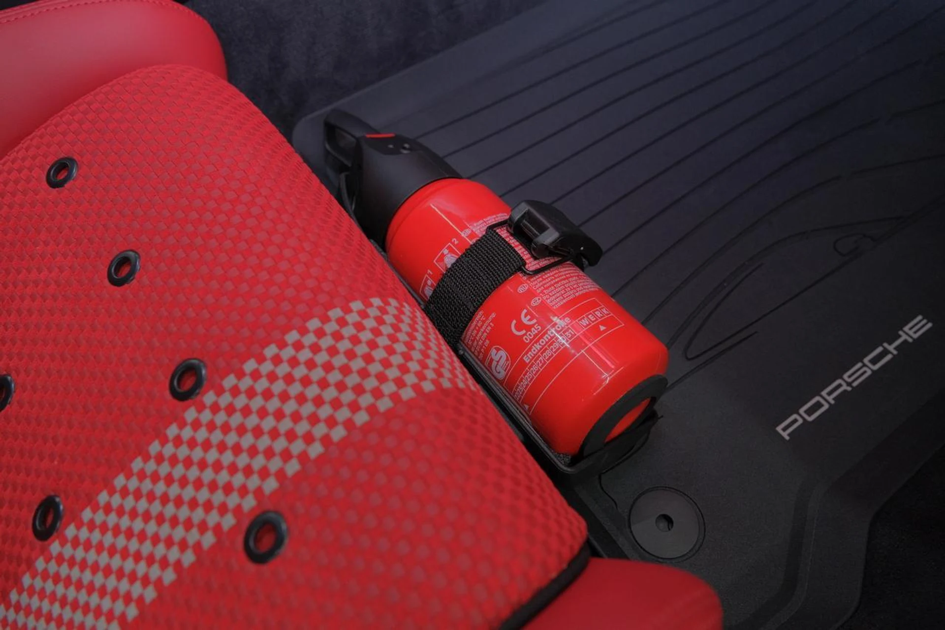 mph032_82965891_bf7bd9a7882a7e0d9aec110e92ae4949_b06f5aaa8b