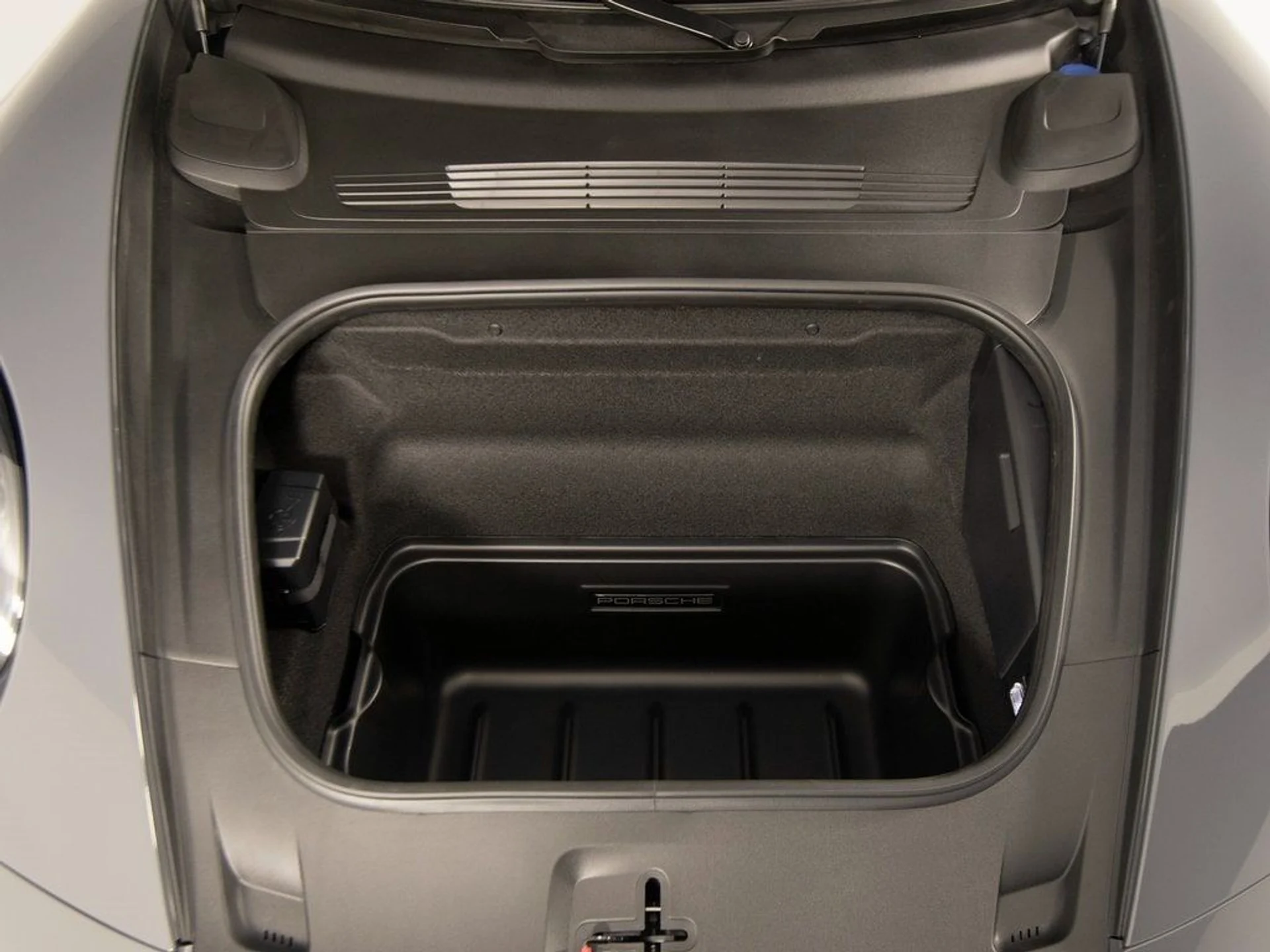 mph032_832482278_9144dc38533a2152c74ad235b0df4487x_be6b5e55ce