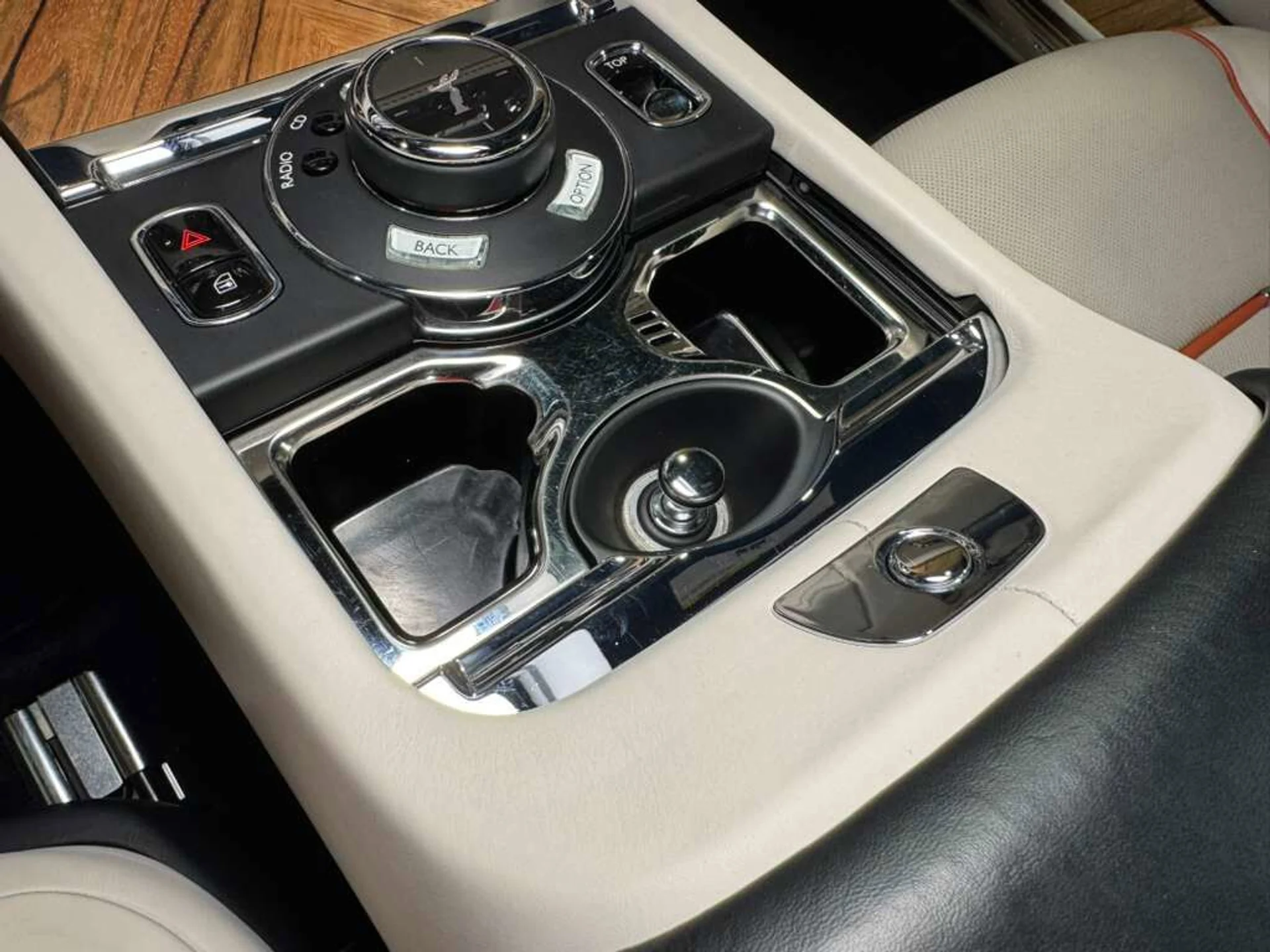 mph032_839673200_eeab242e67815f41db74c81886748d25_edb866ae63