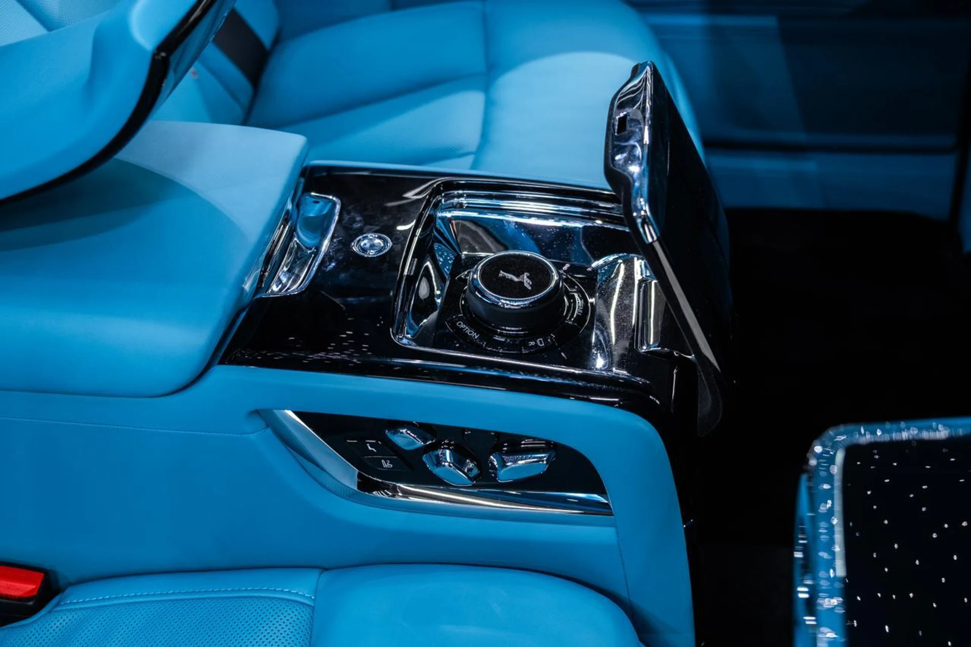 mph032_840973207_4098beba25c4d526431241e762f9bd0e_b223051640