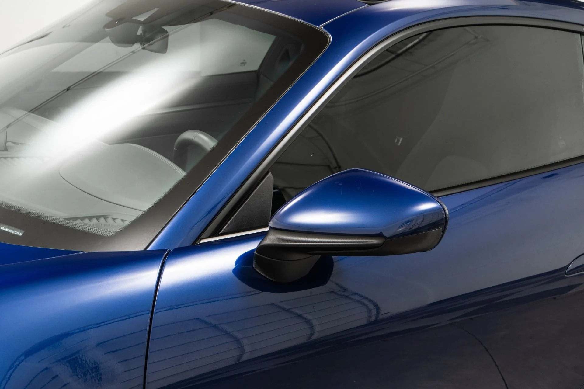mph032_841364065_Used_2020_Porsche_911_Carrera_S_1756500455_030bd56105