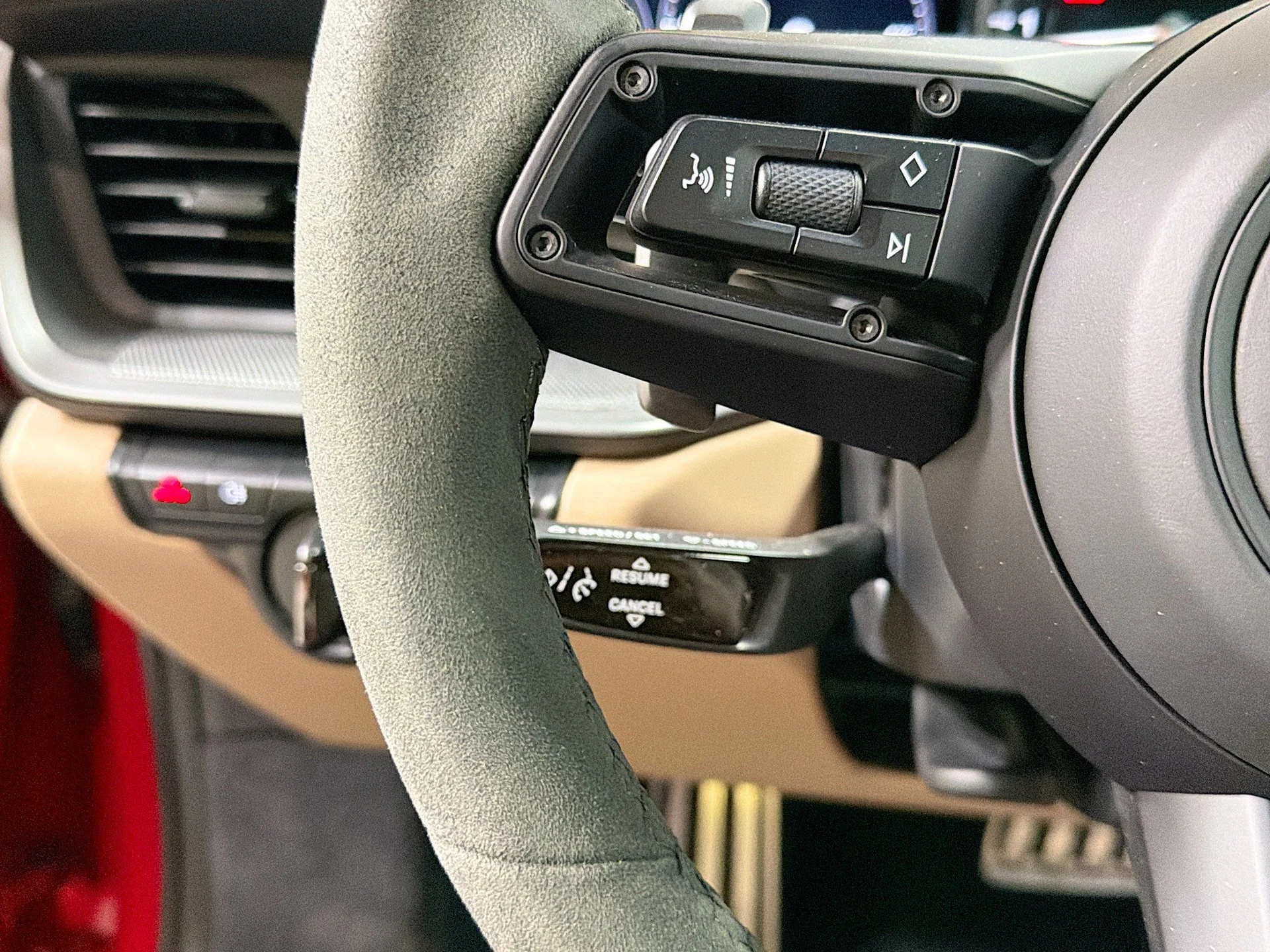 mph032_847356078_895ff6a62a09ba55c9b83a85f9ff0c89_7e76a11266