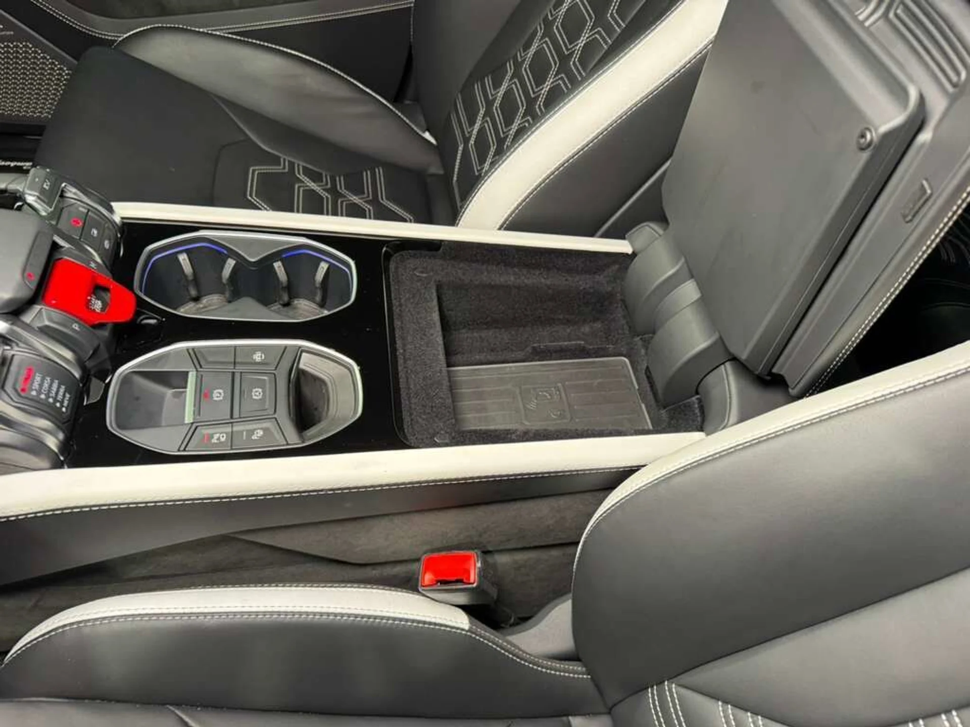 mph032_850081819_8f13b0f7d32bea8d5e5bd10754d99116_f43aa0c97b