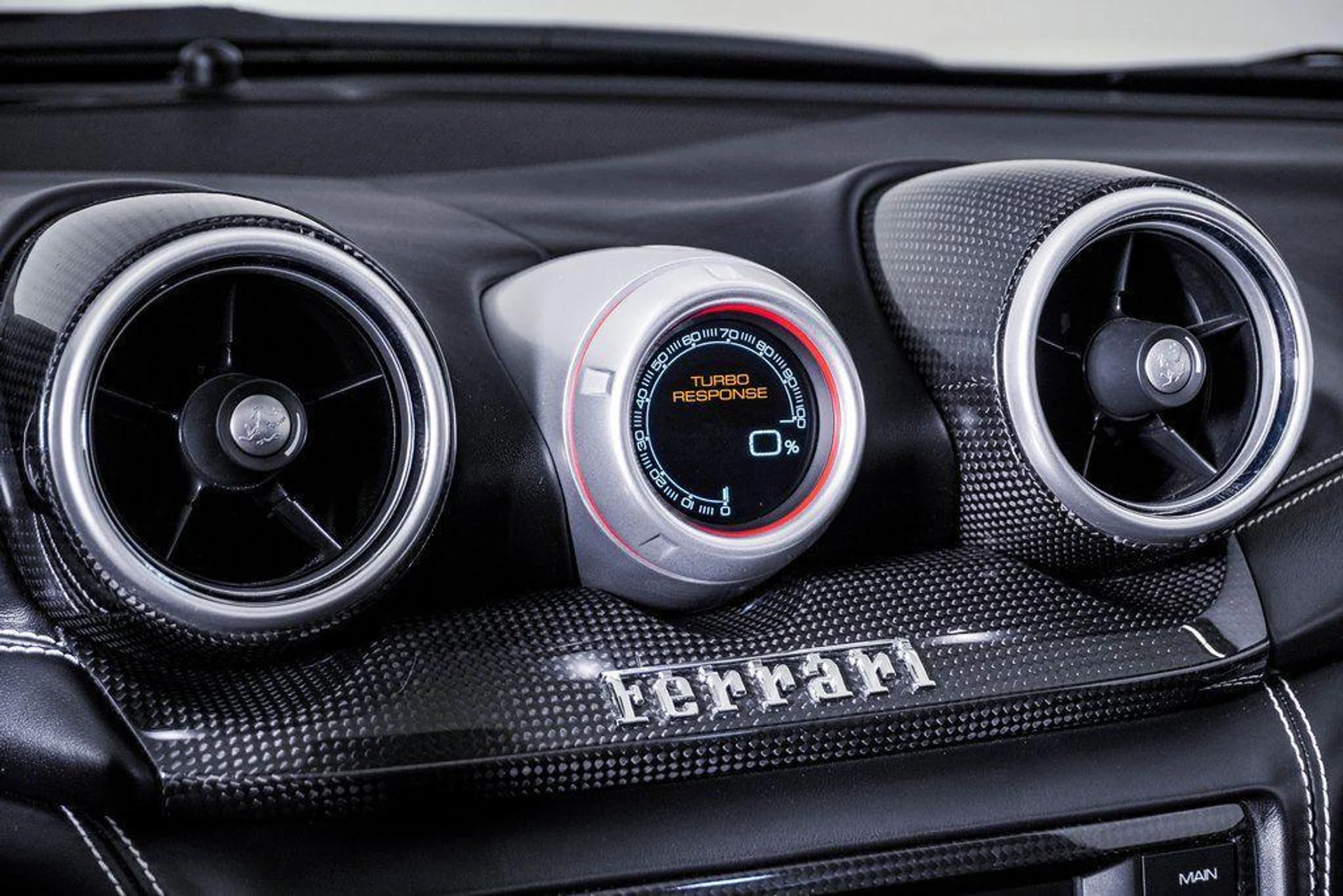 mph032_855311128_Aku_GVS_Oz8khswv_ST_46el2v9_EFJM_b385abb0dd