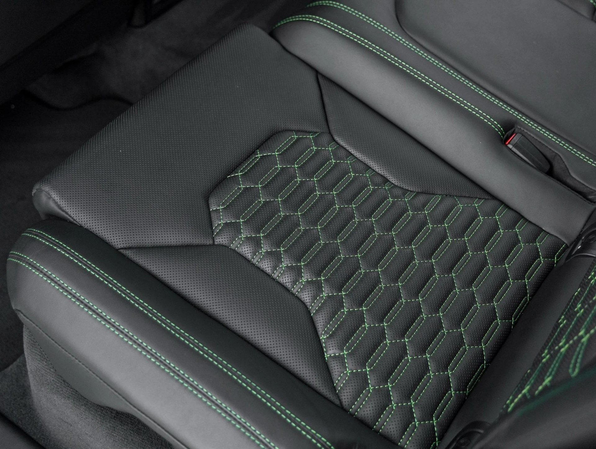 mph032_862234721_33_3f8c905f4c