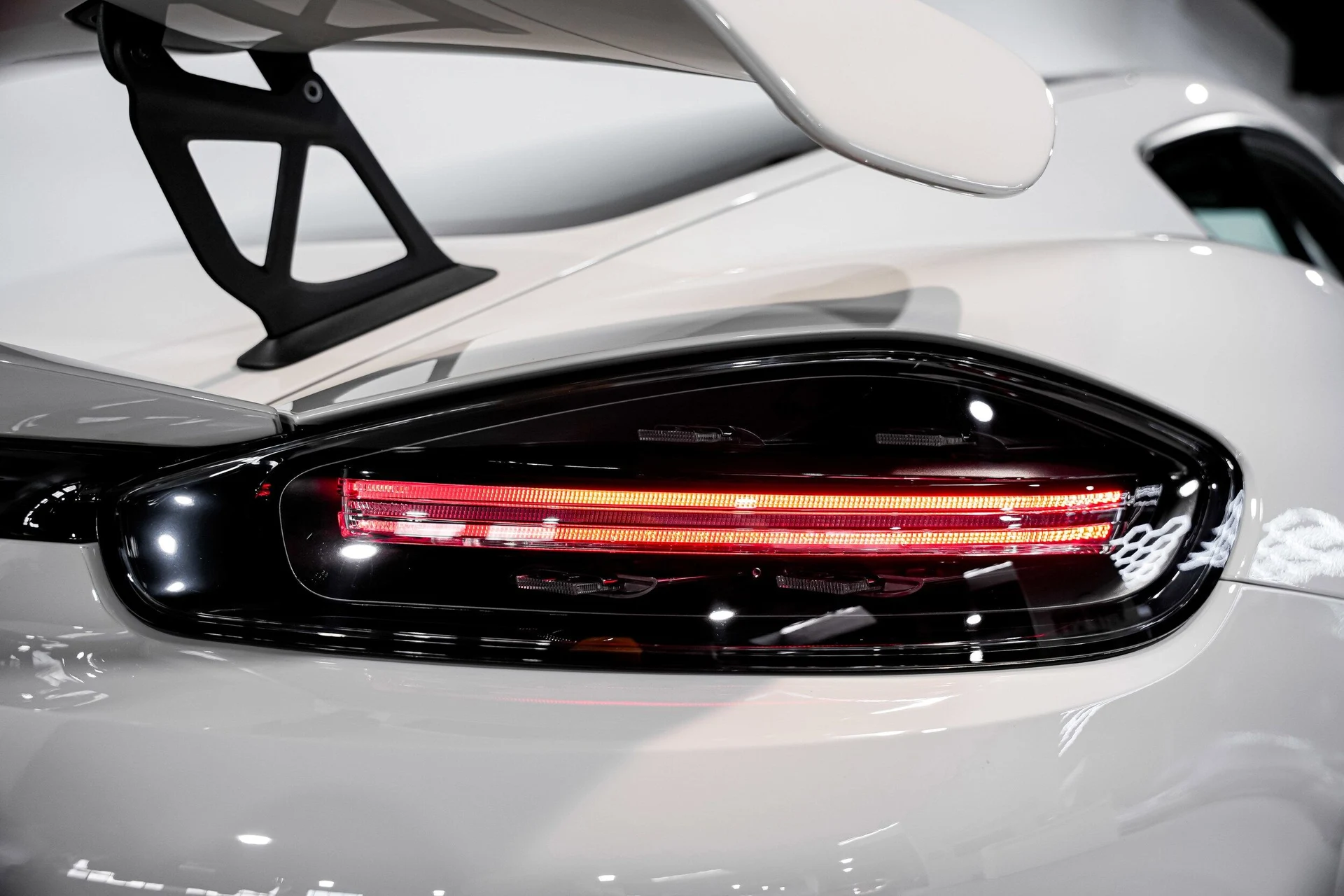 mph032_874122846_2c12708dab2cecadd0895e5bf393326ex_bfb1cbb4c4