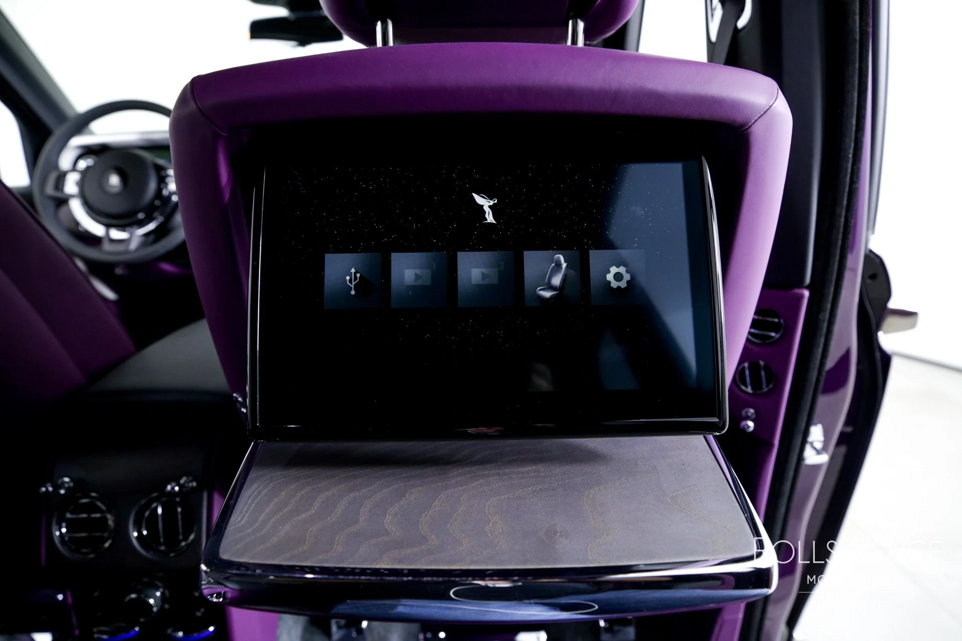 mph032_874861925_Used_2025_Rolls_Royce_Cullinan_1748382671_6d52dc07f4