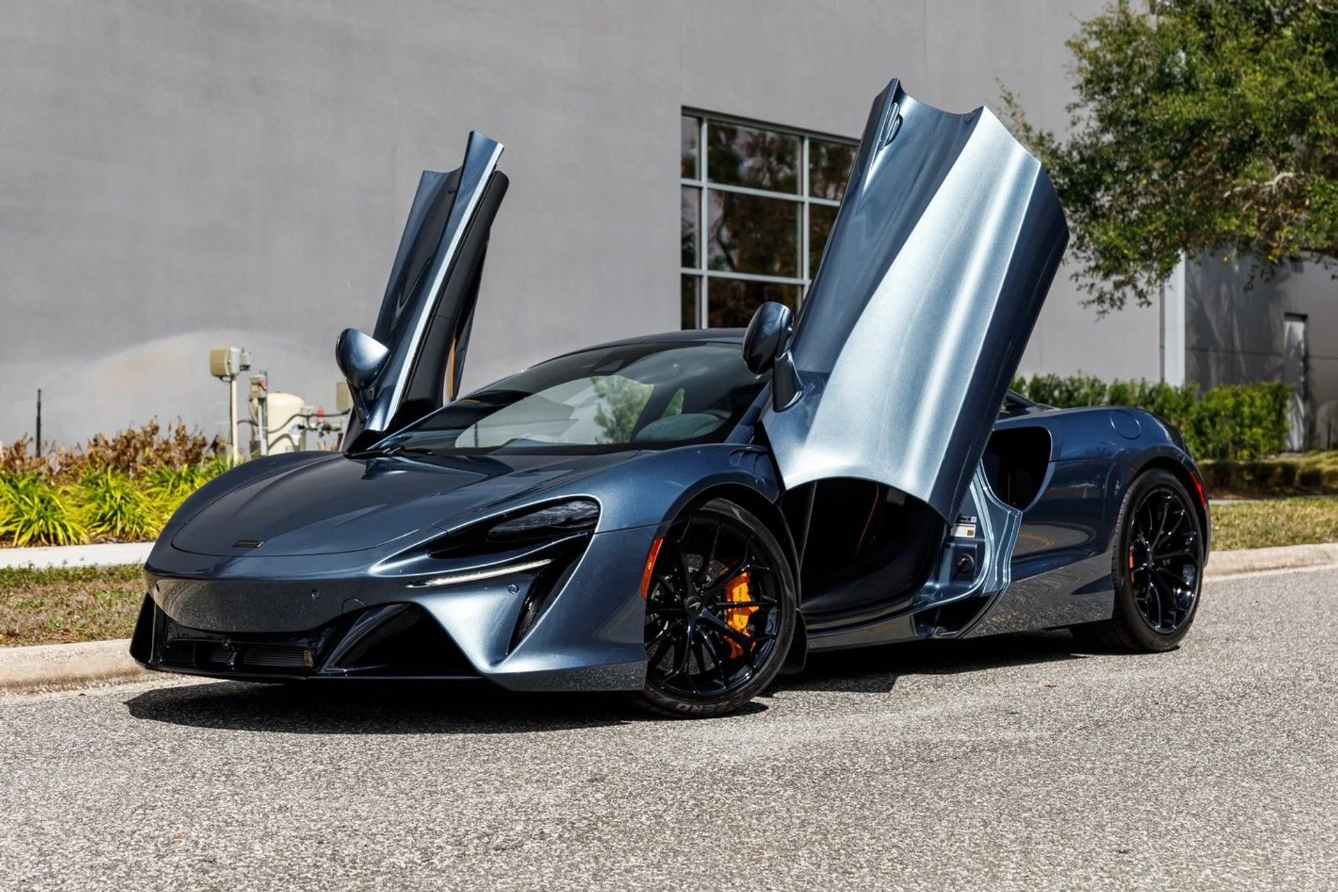 mph032_887938323_658_p33_l_1922b17ea4