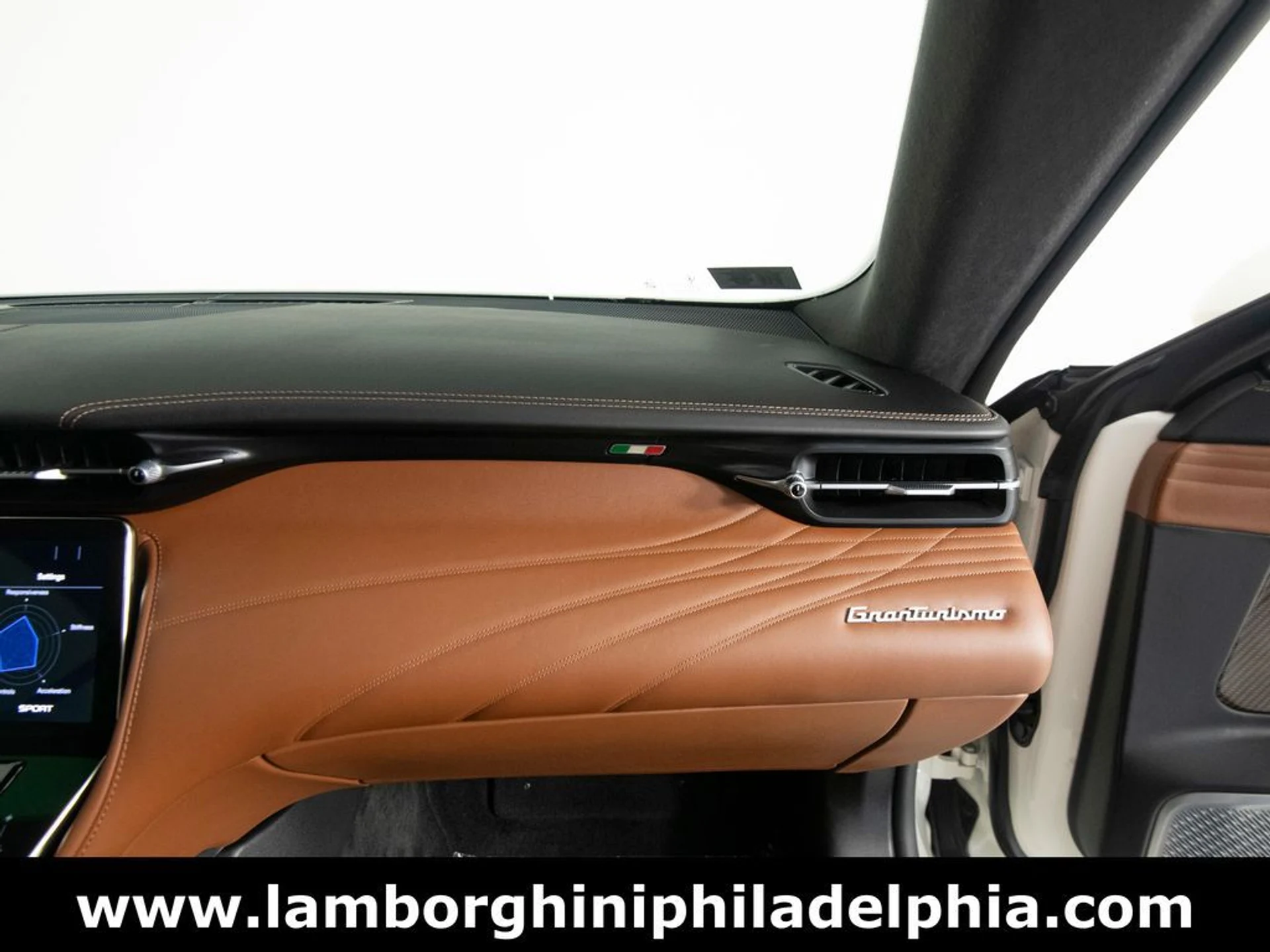 mph032_888093550_6b2b76cfc9b4041606775b31042758e1x_10e0102935